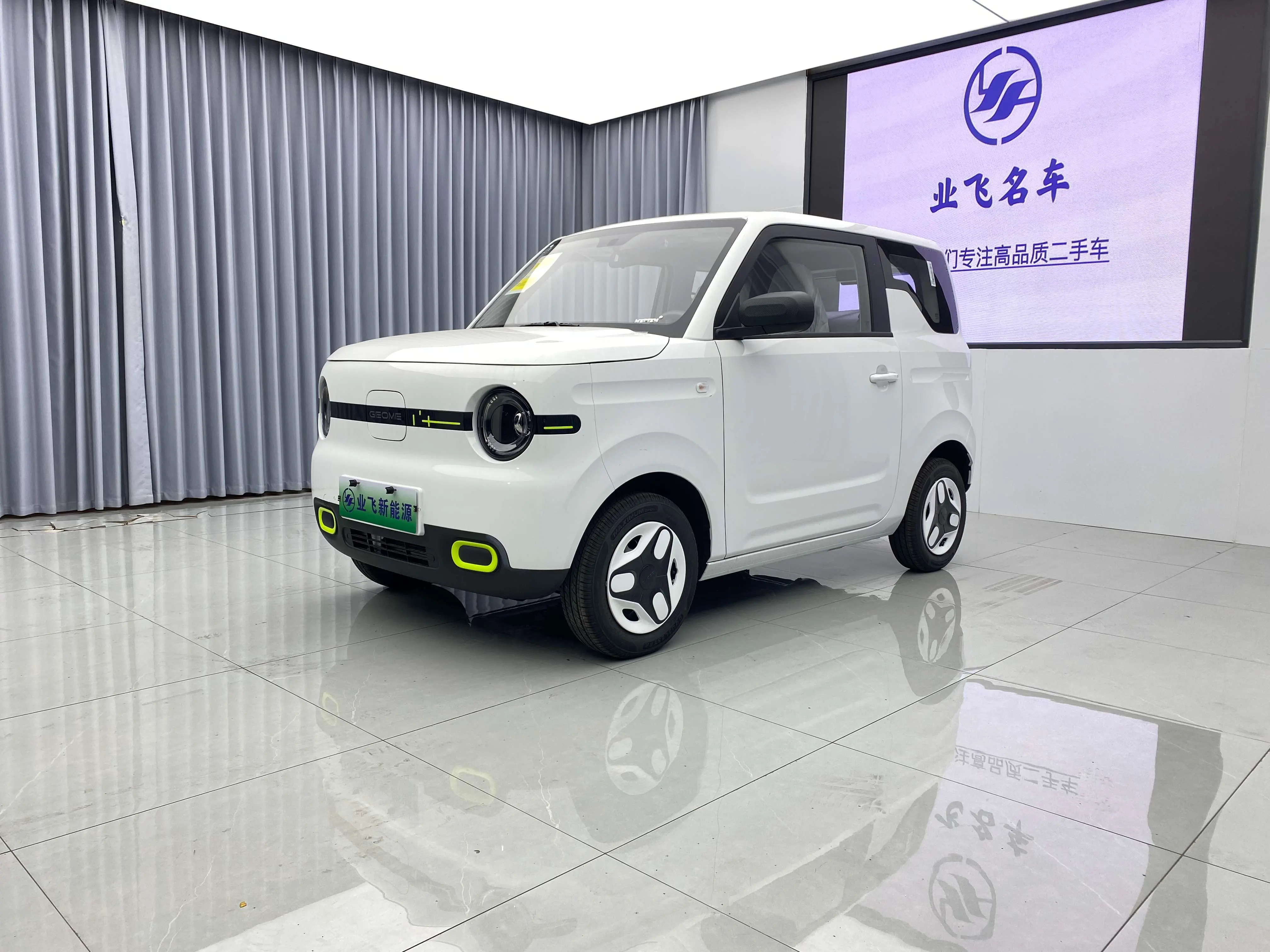 Geely Panda  из Китая