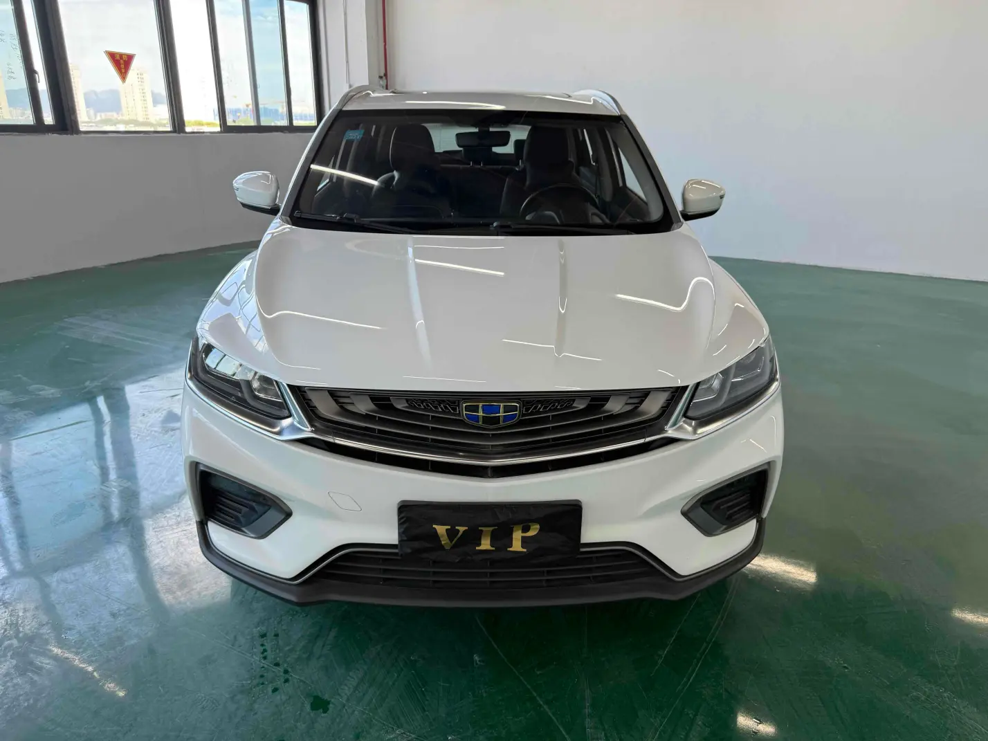 Geely Coolray SX11 (Binyue)  из Китая