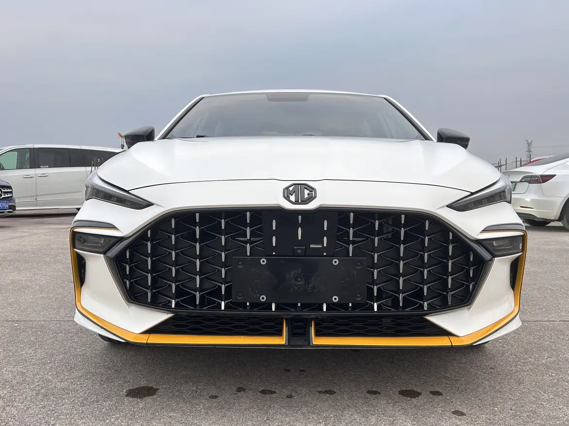 MG 6  из Китая