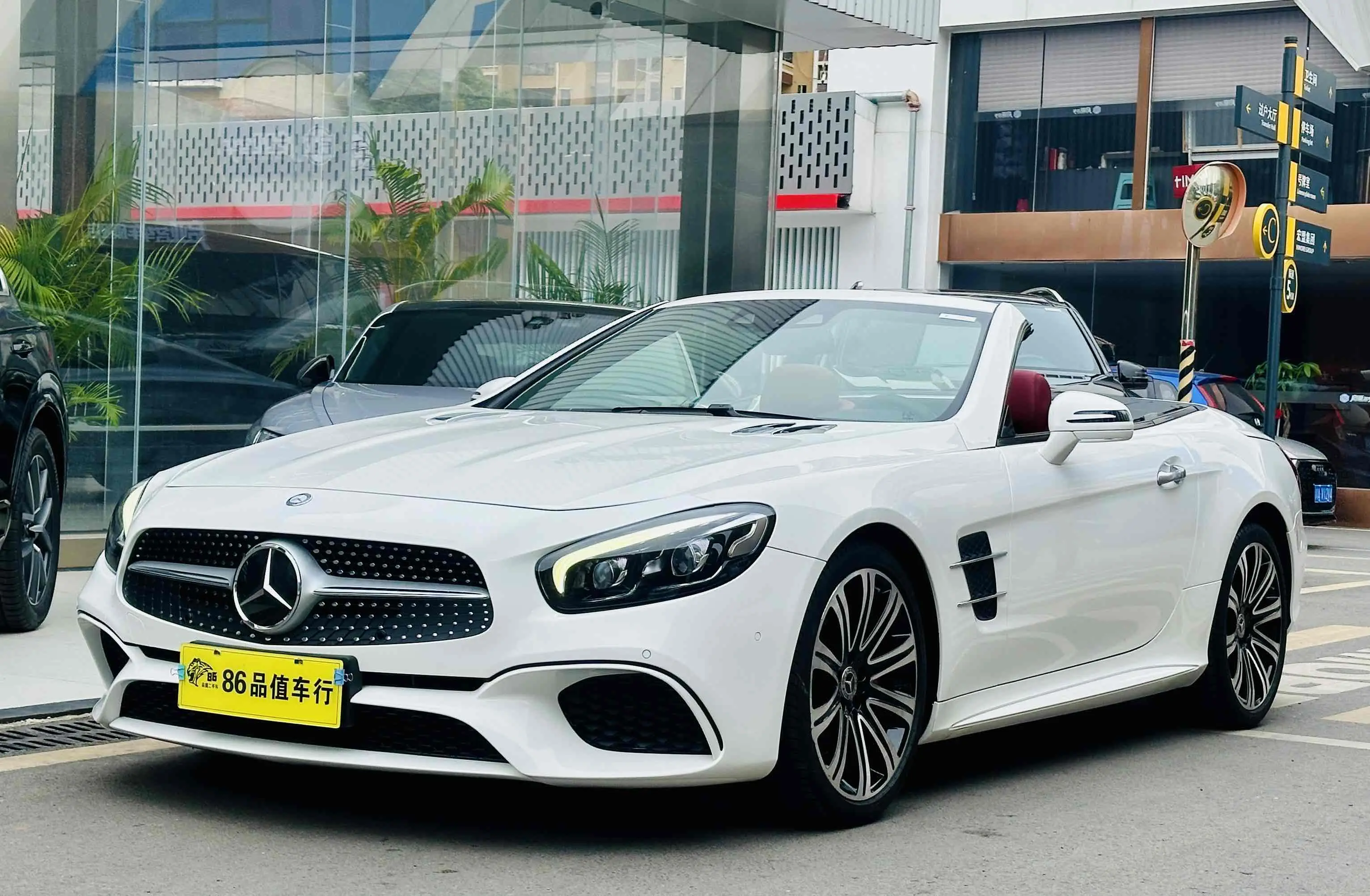 Mercedes-Benz SL Class