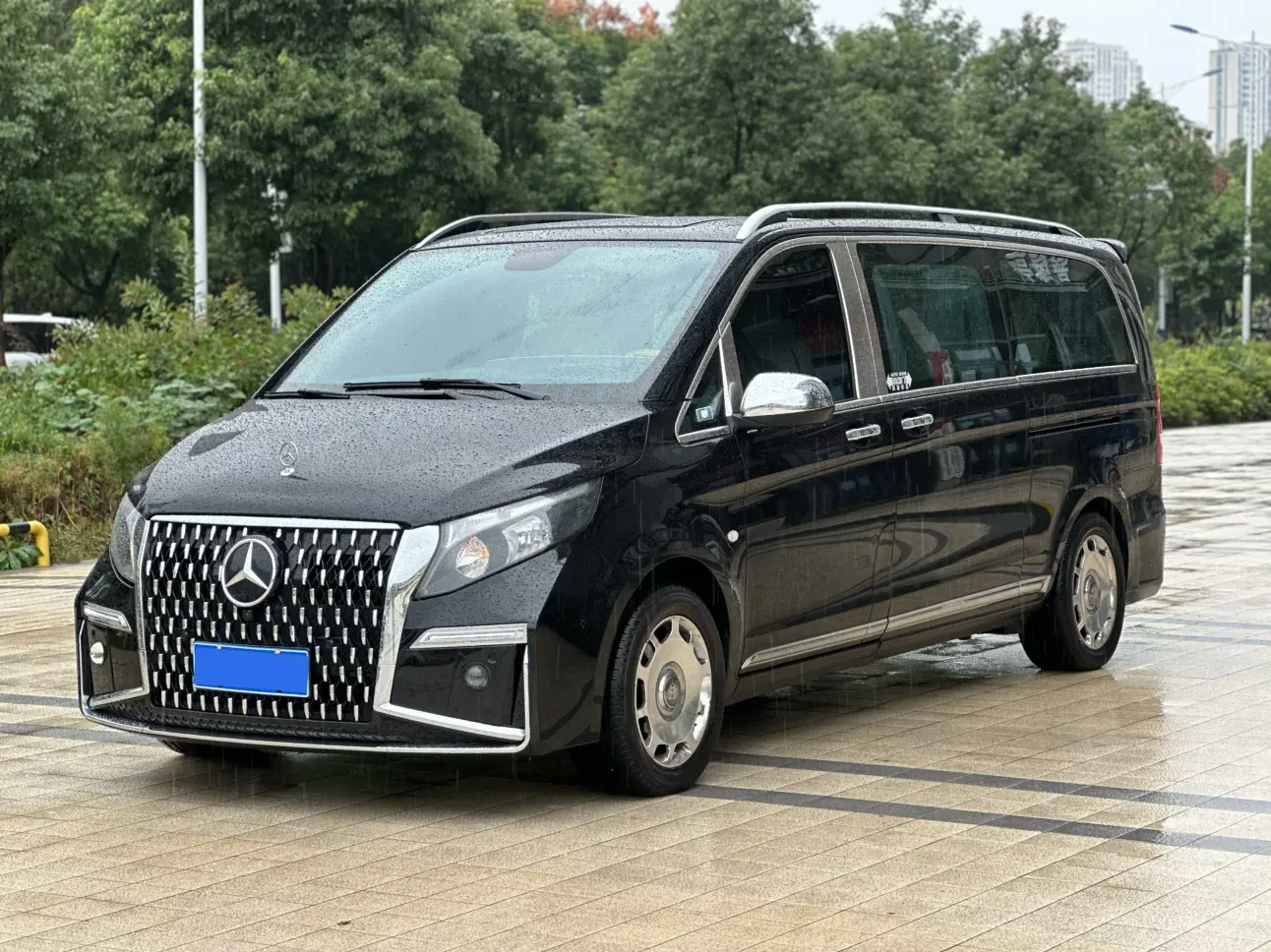 Mercedes-Benz Vito  из Китая