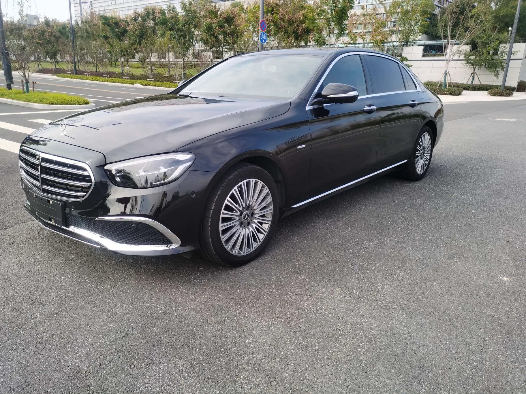 Mercedes-Benz E-Class  из Китая