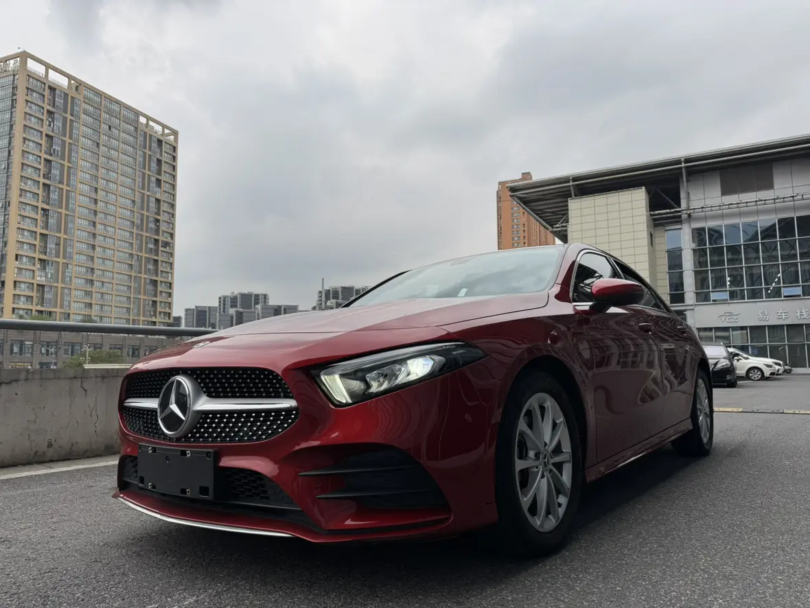 Mercedes-Benz Mercedes Benz A Class  из Китая