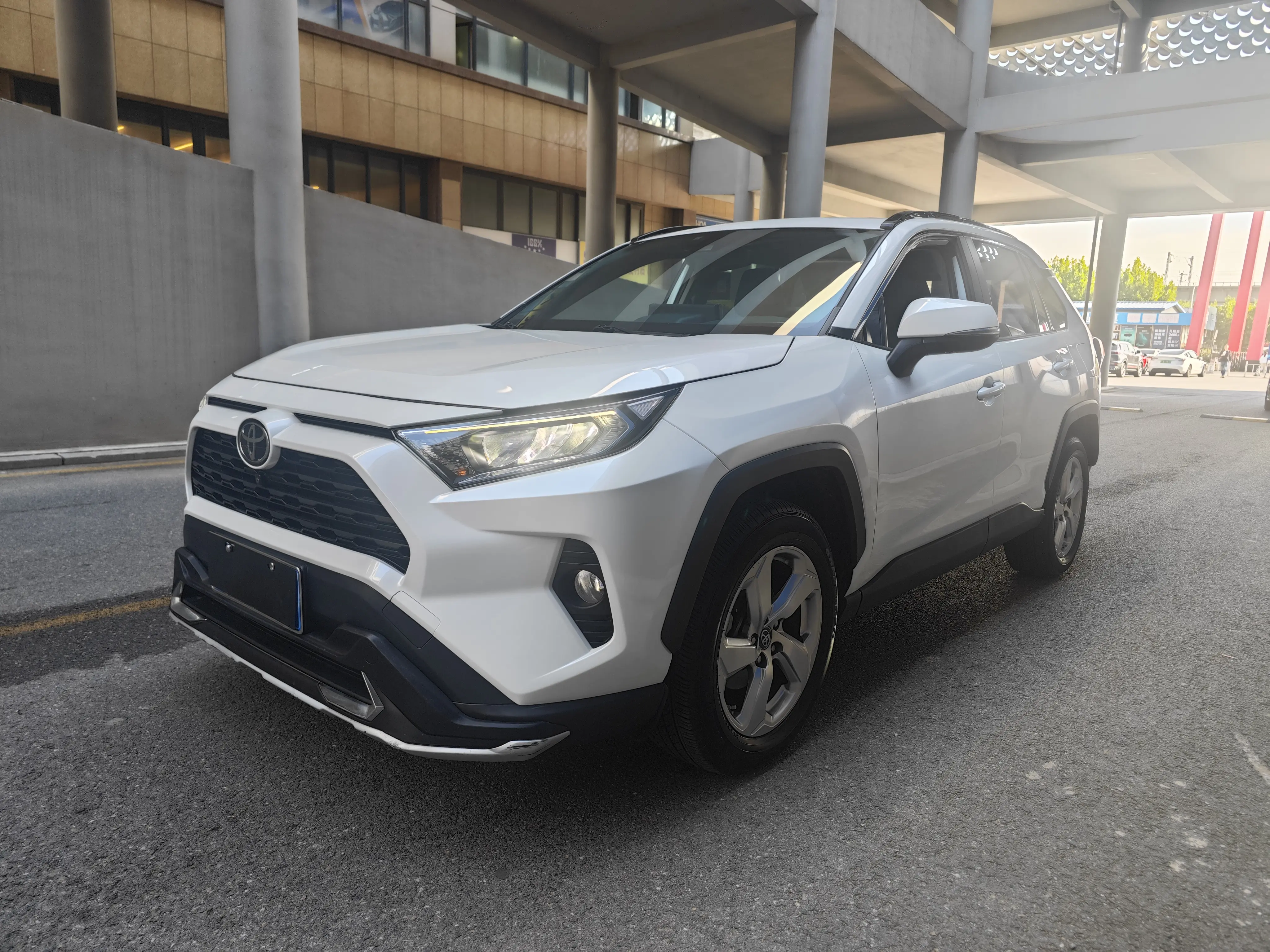 Toyota RAV4  из Китая
