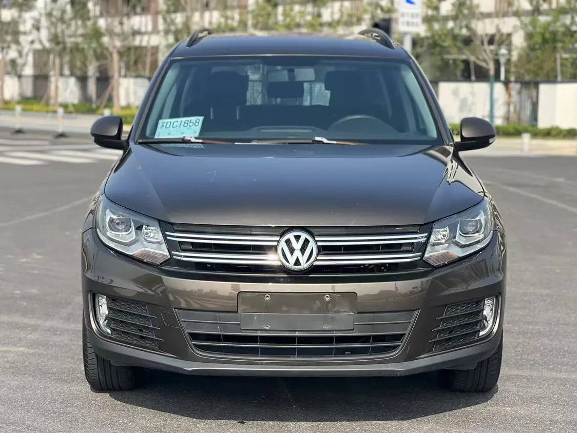 Volkswagen Tiguan  из Китая