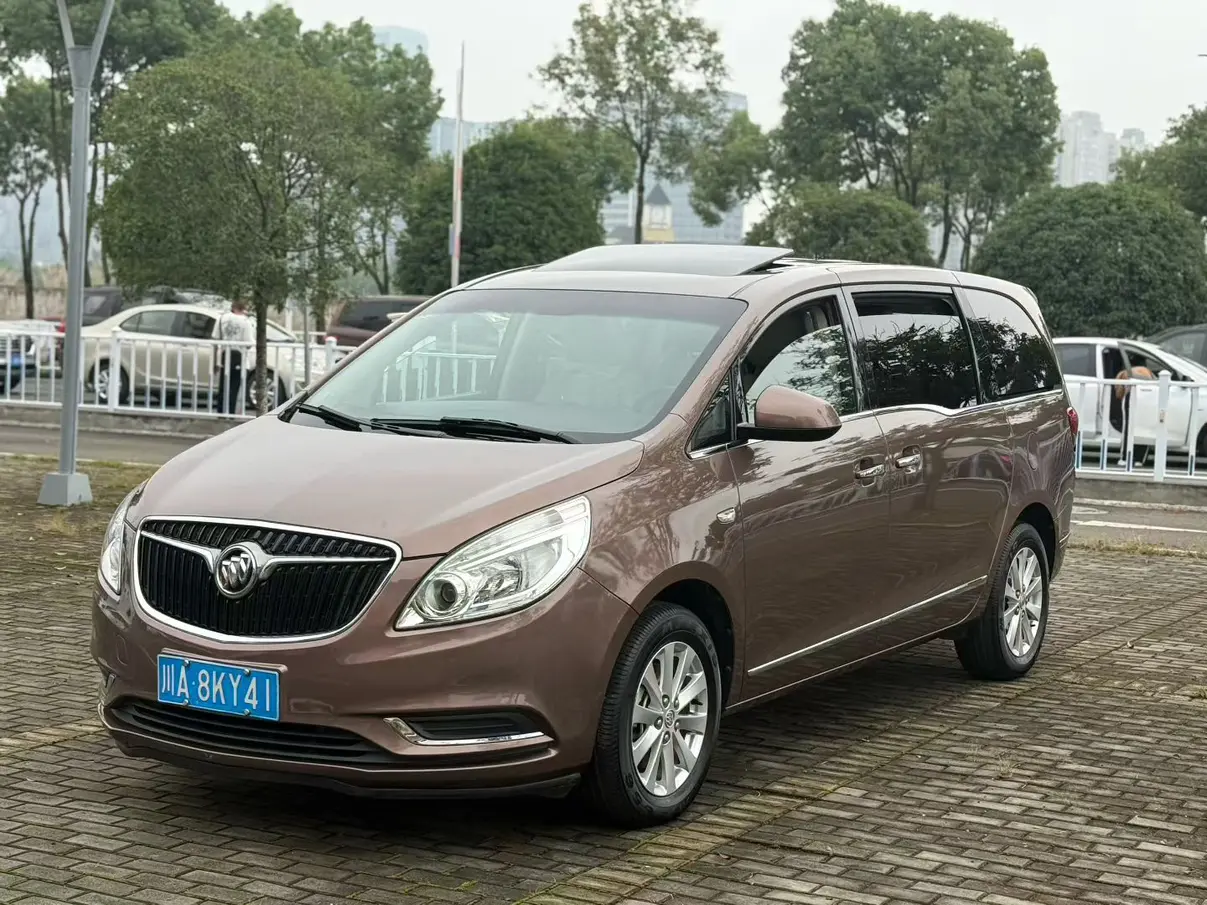 Buick GL8  из Китая