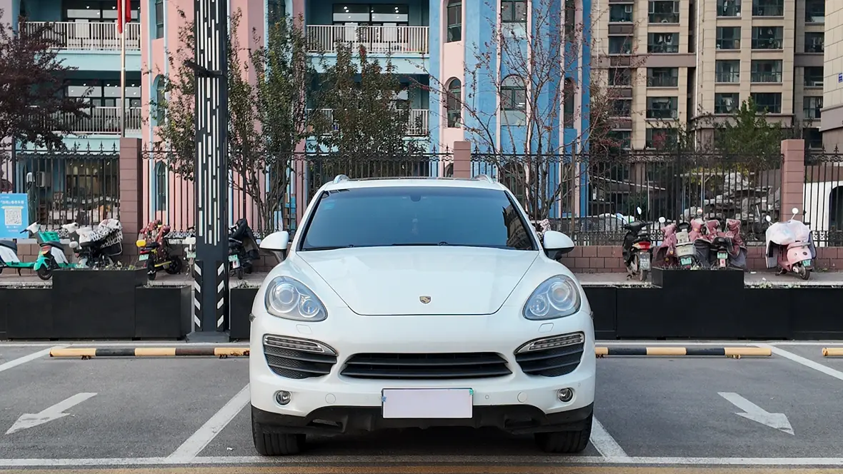 Porsche Cayenne  из Китая