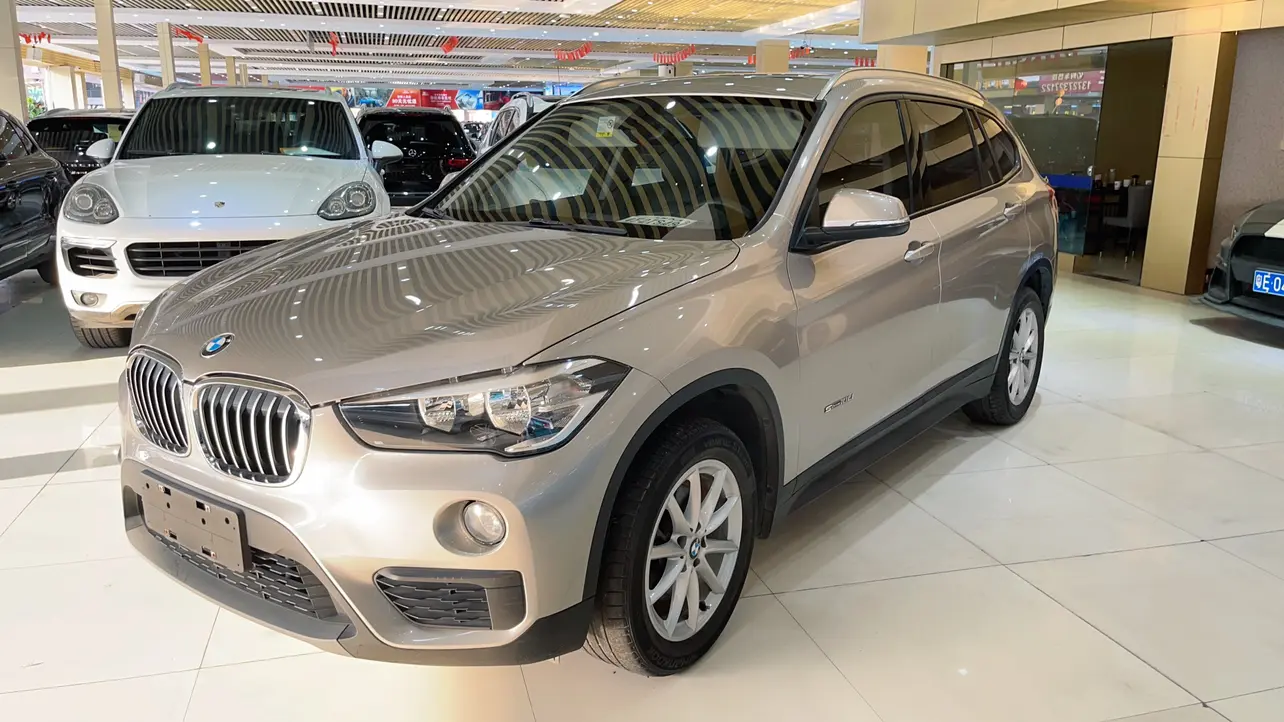 BMW X1  из Китая