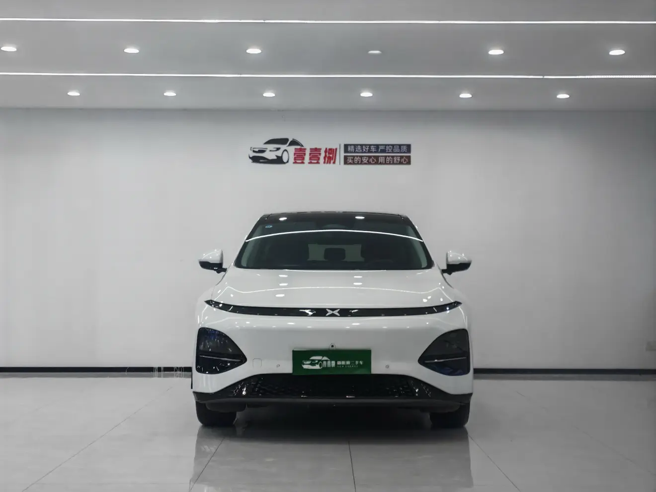 Xpeng G6  из Китая