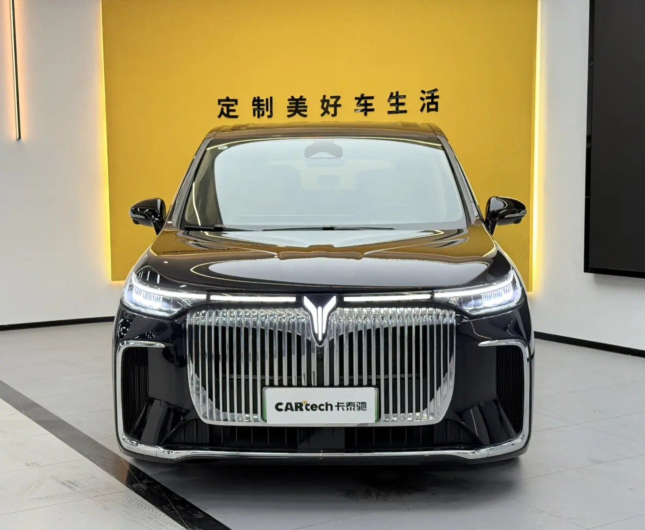 Voyah Lantu Dreamer PHEV  из Китая