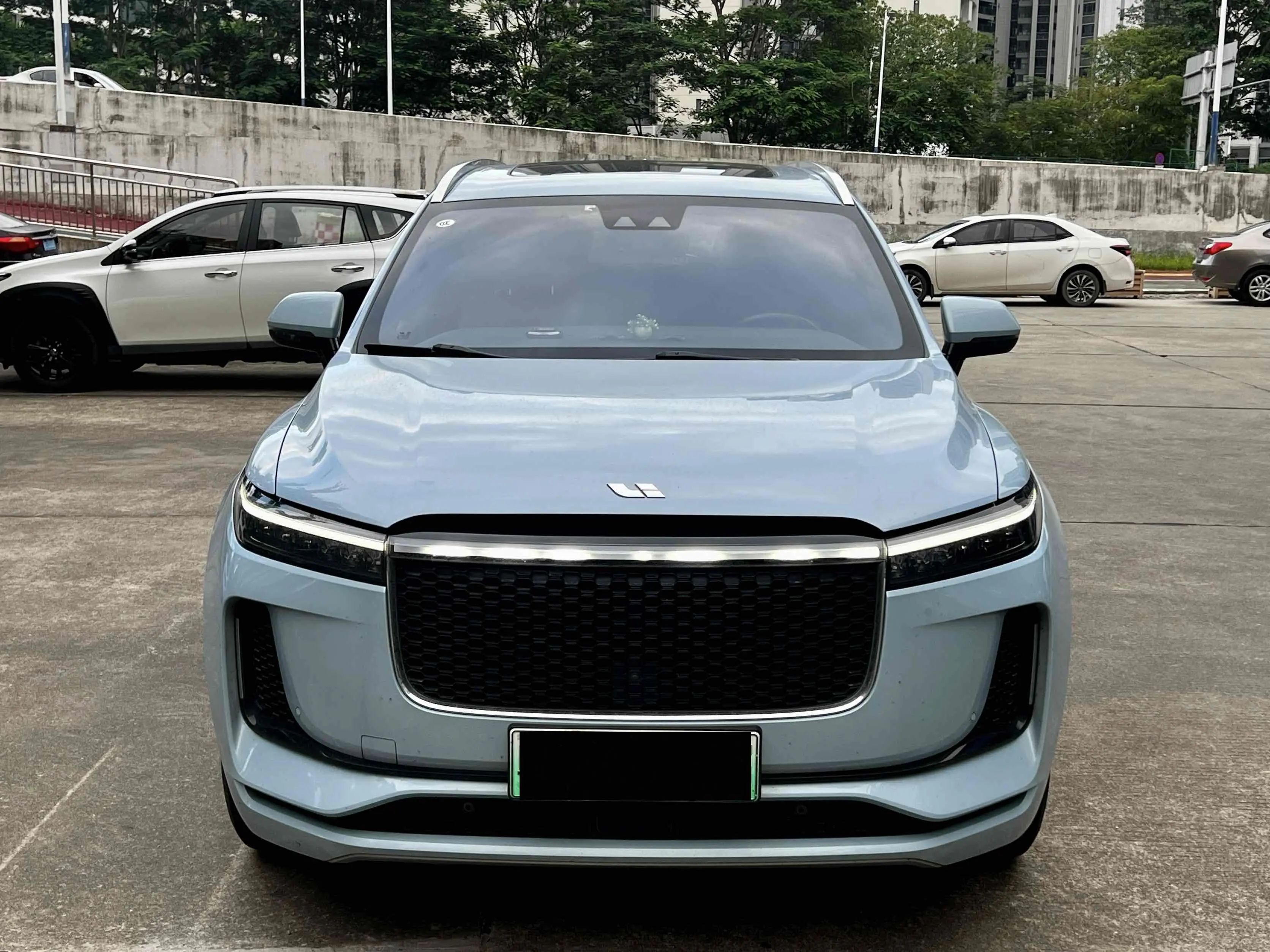 Li ONE (Ideal ONE)  из Китая