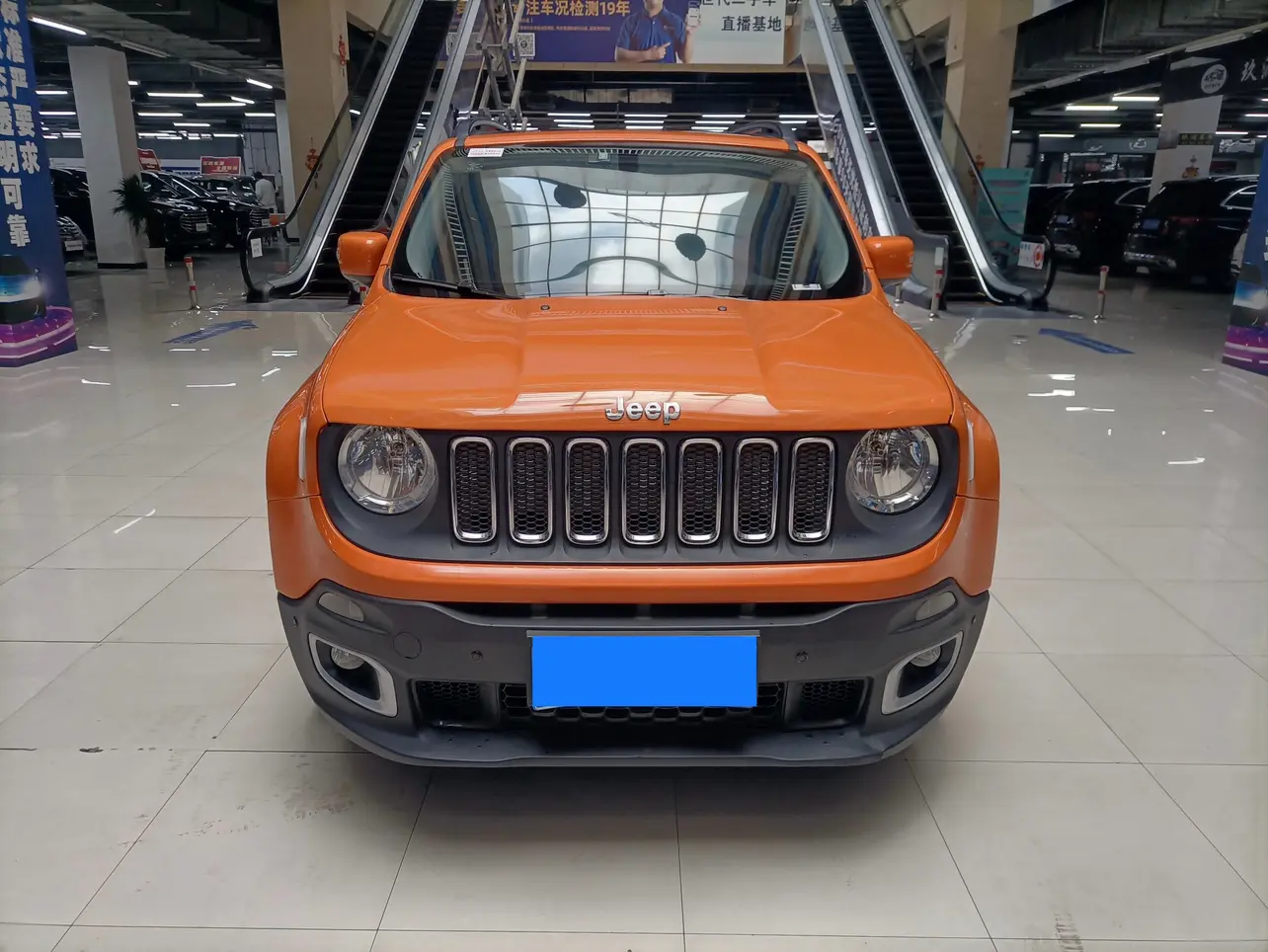 Jeep Freeman  из Китая