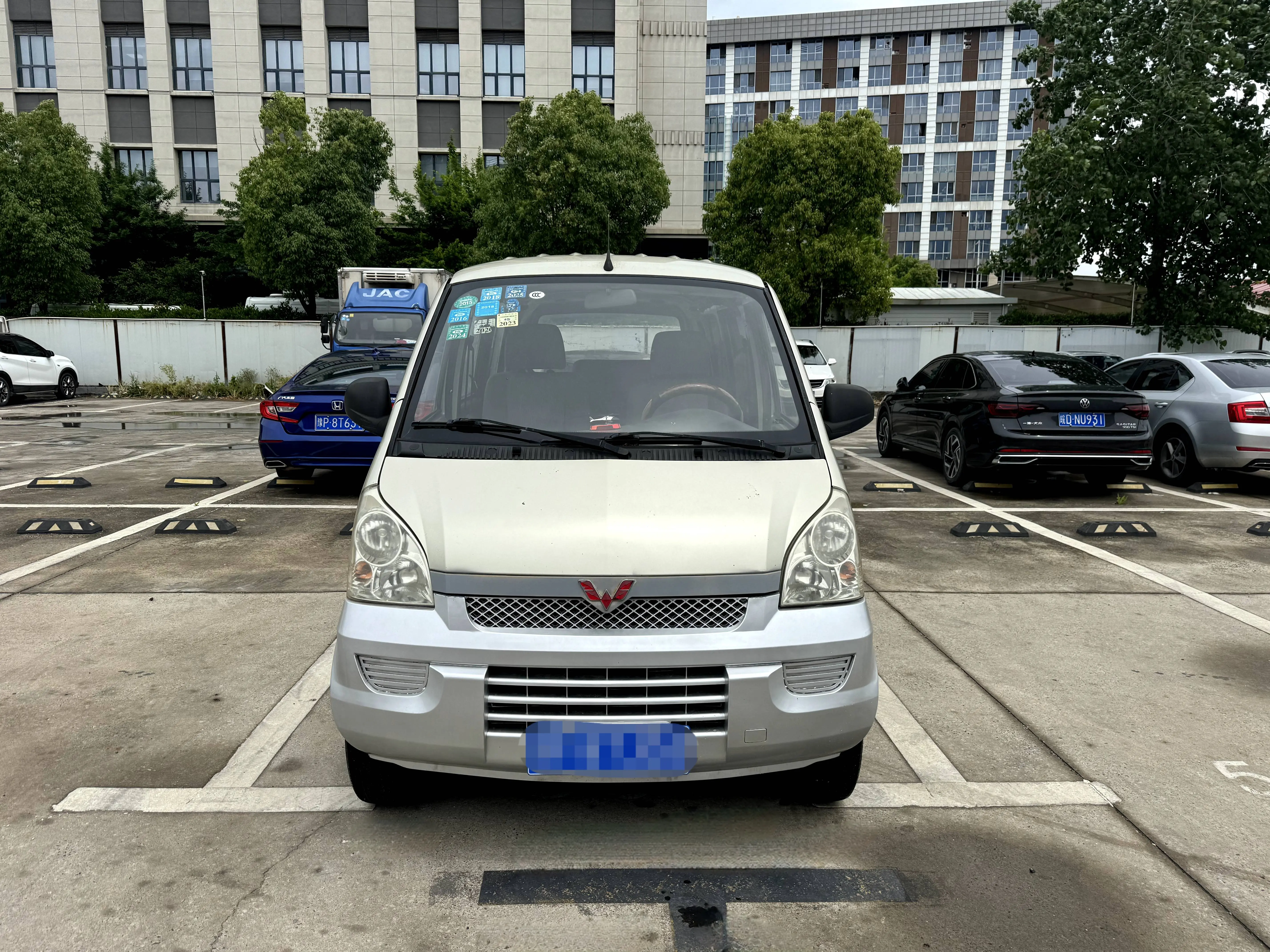 Wuling Rongguang  из Китая