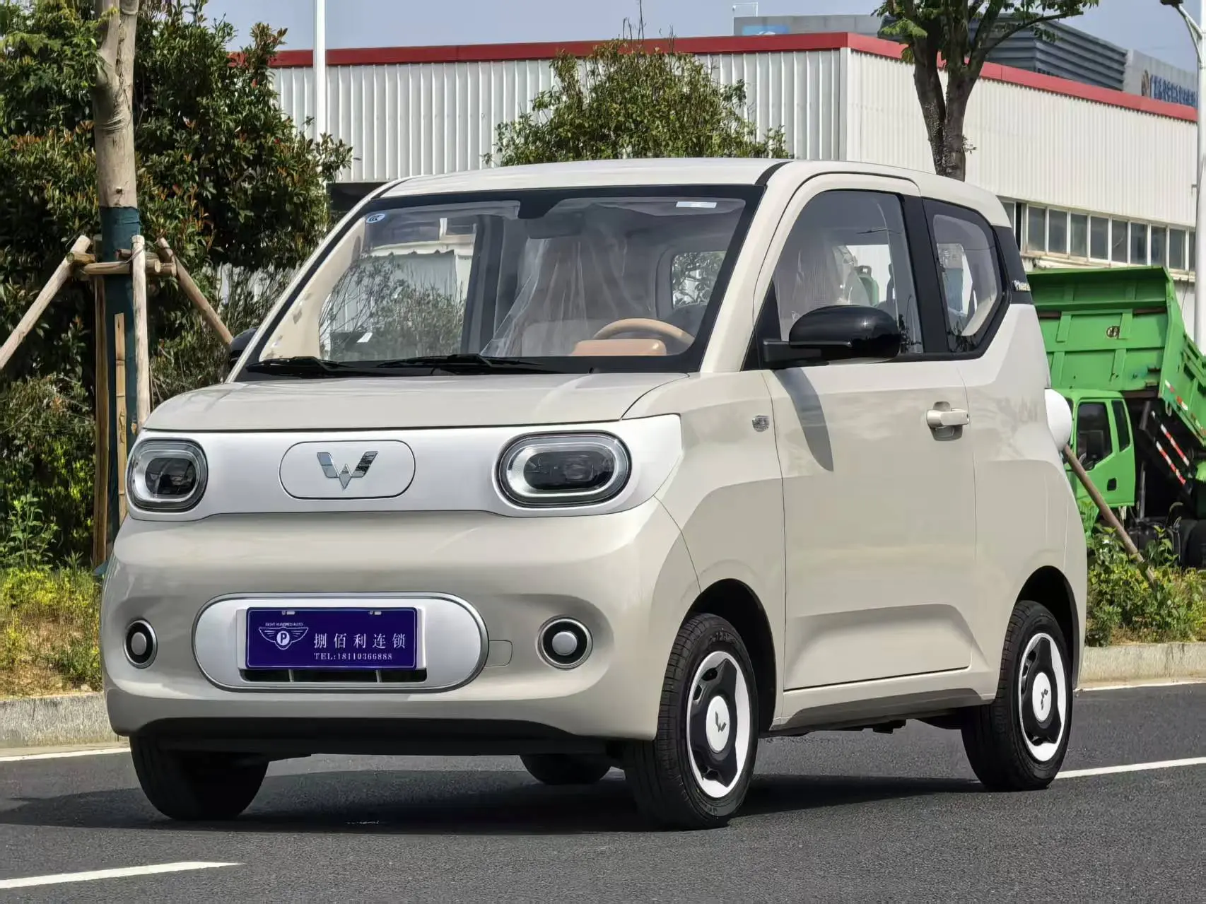 Wuling Hongguang MINIEV  из Китая