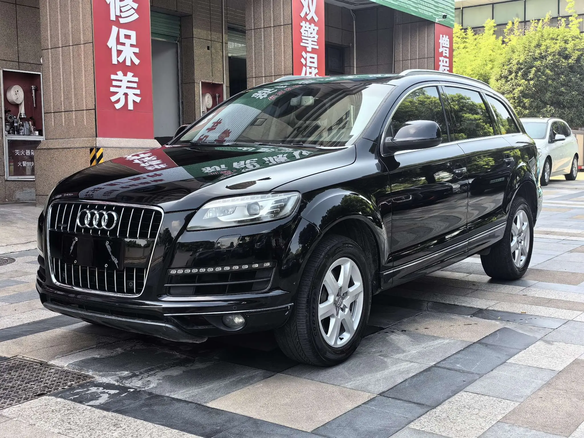 Audi Q7  из Китая
