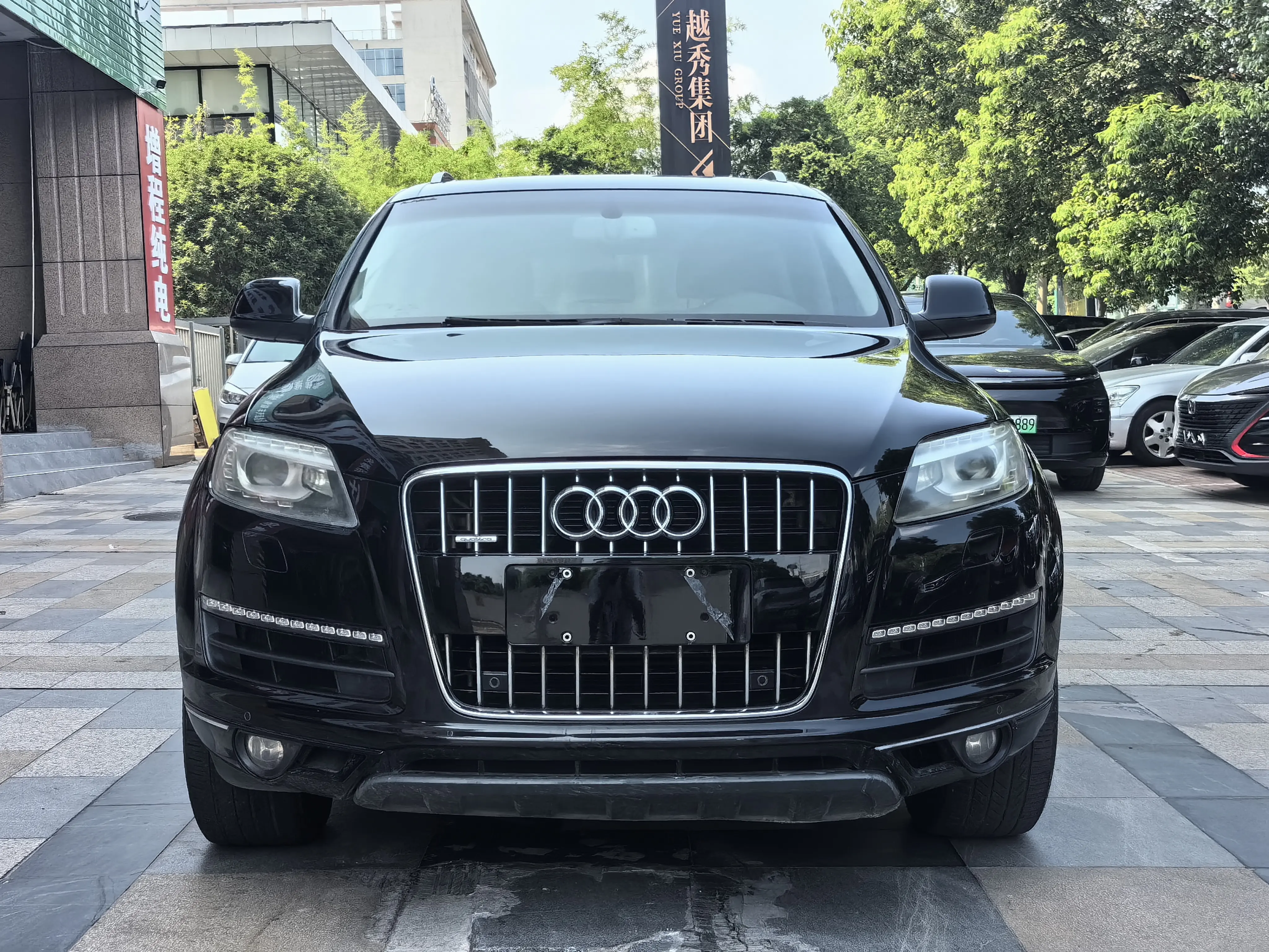 Audi Q7  из Китая
