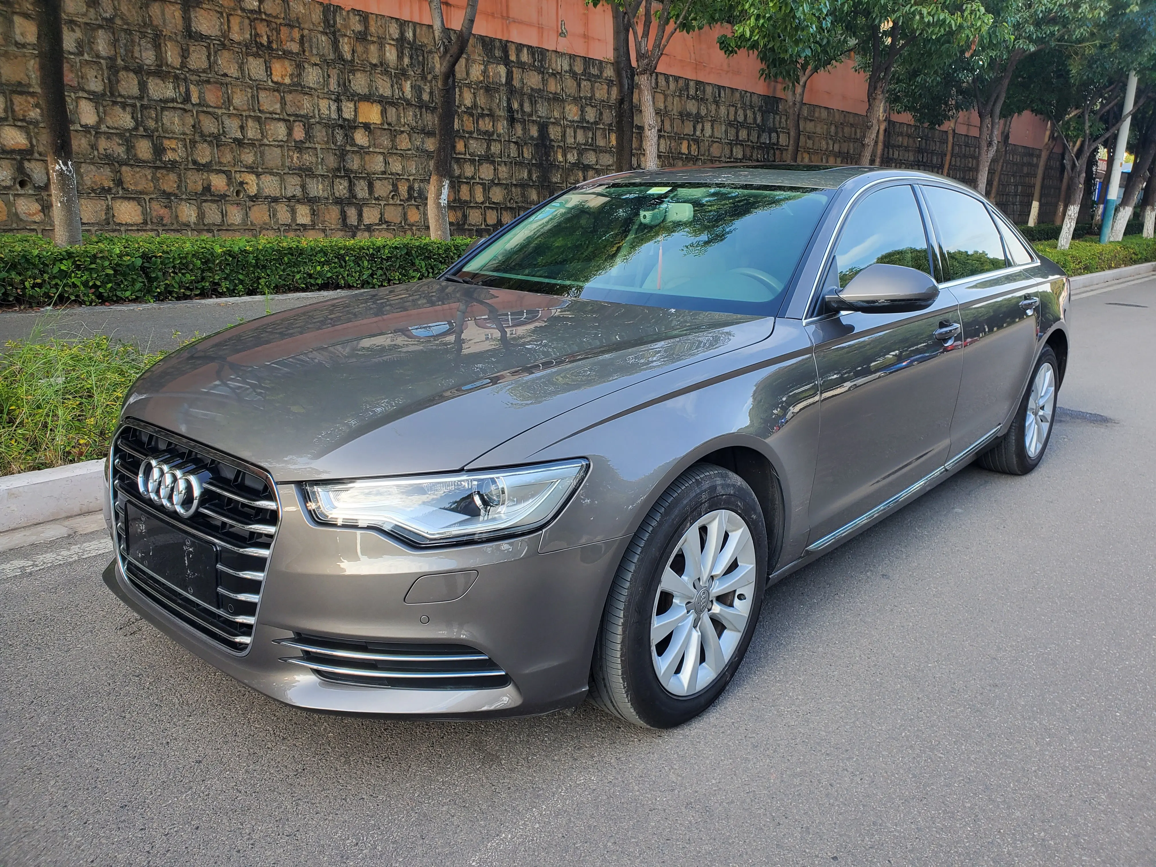 Audi A6L  из Китая