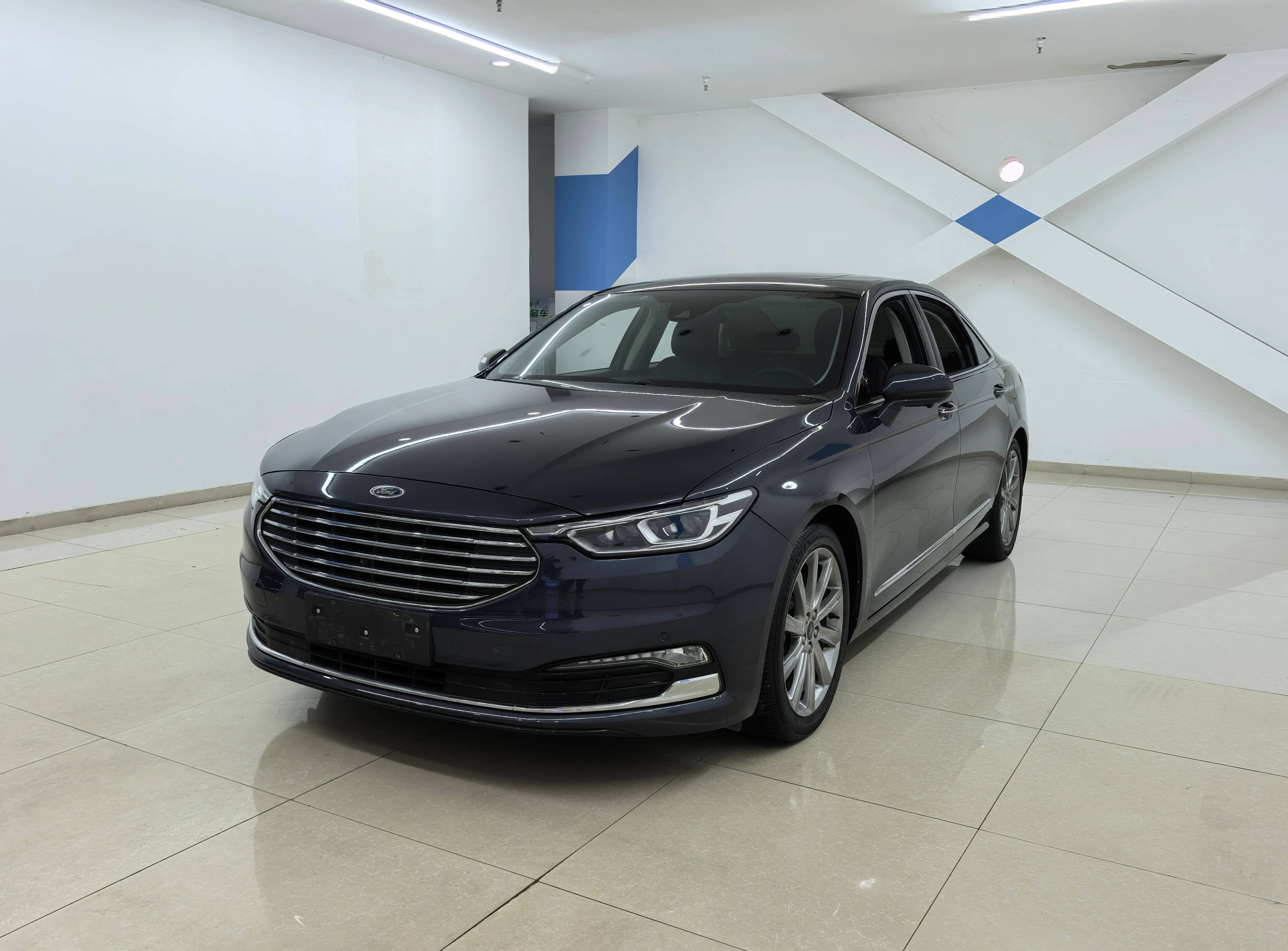 Ford Taurus