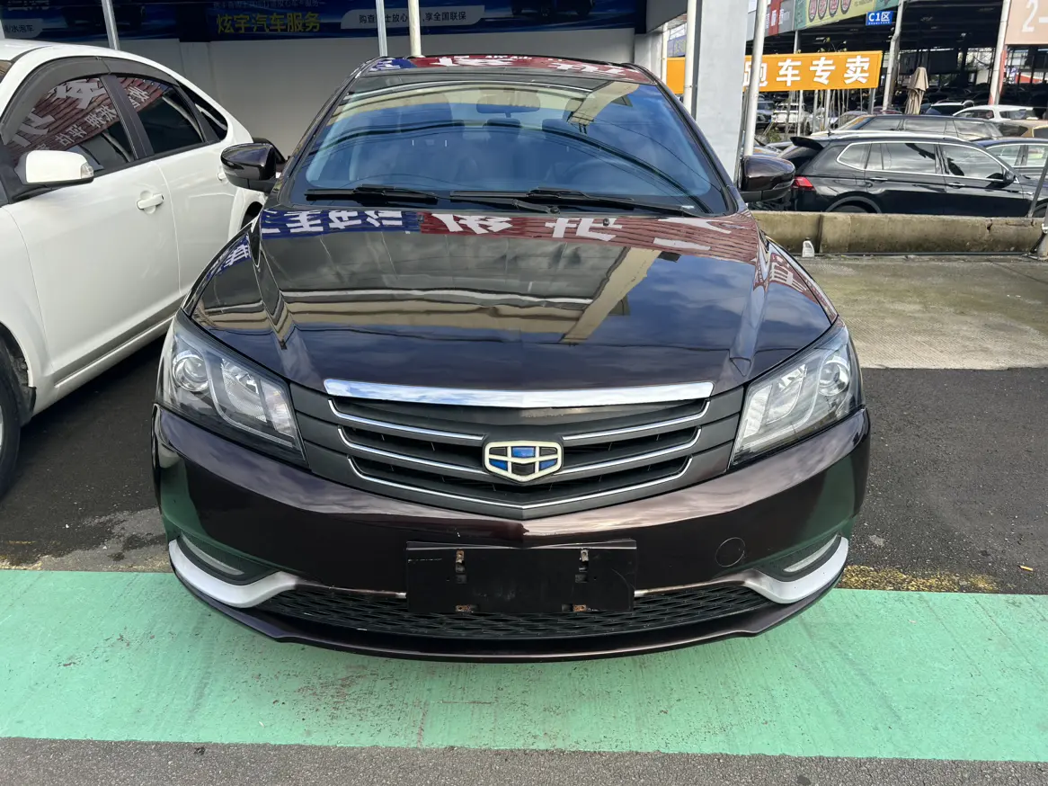 Geely Emgrand  из Китая