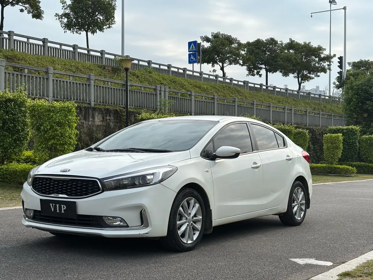 Kia K3  из Китая