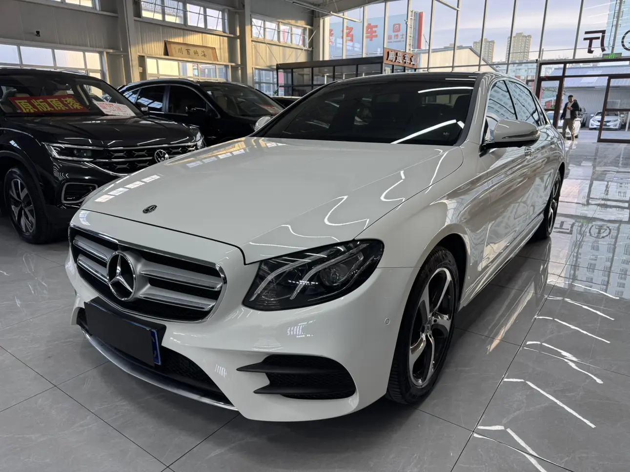 Mercedes-Benz E-Class  из Китая