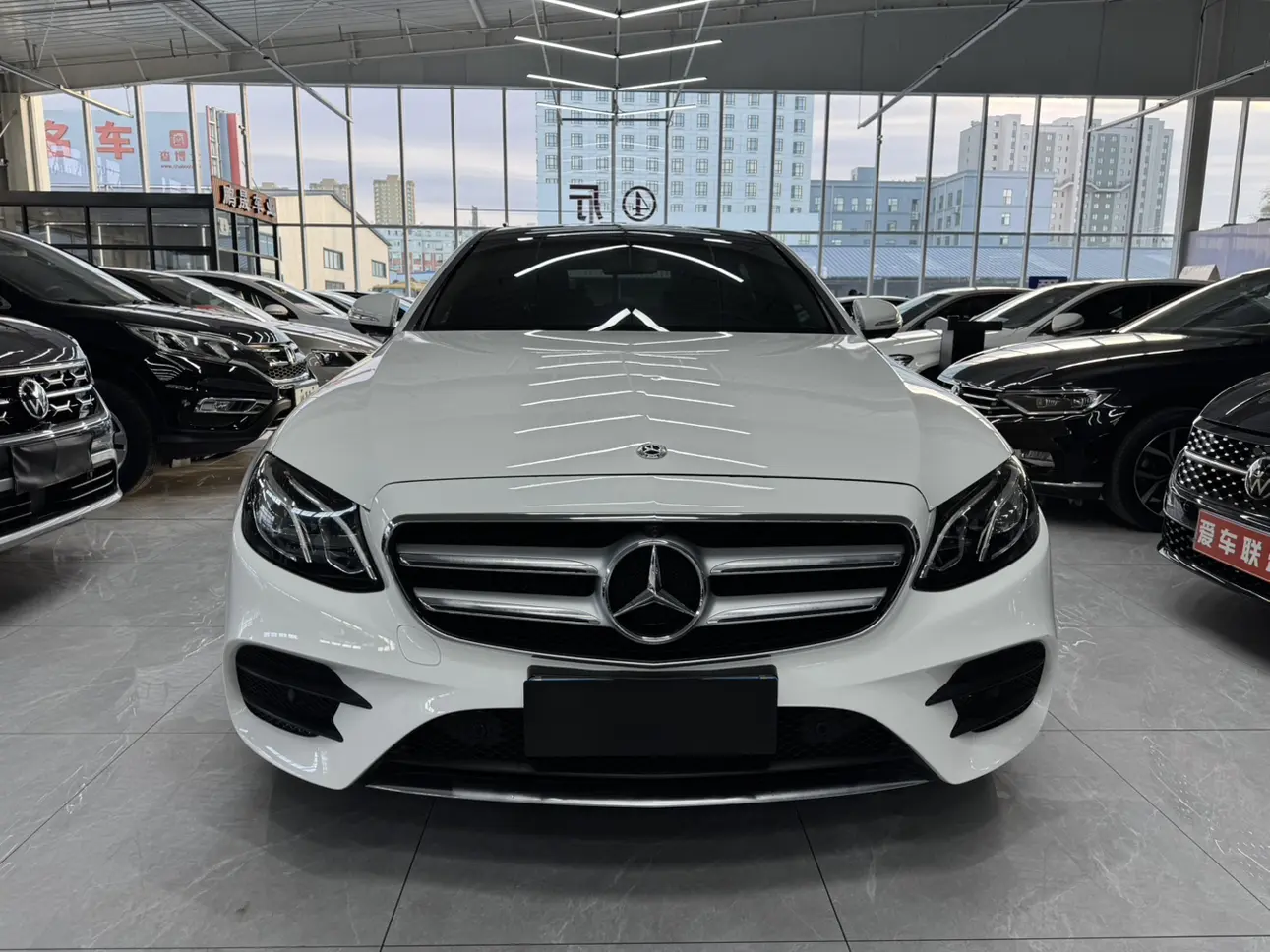 Mercedes-Benz E-Class  из Китая