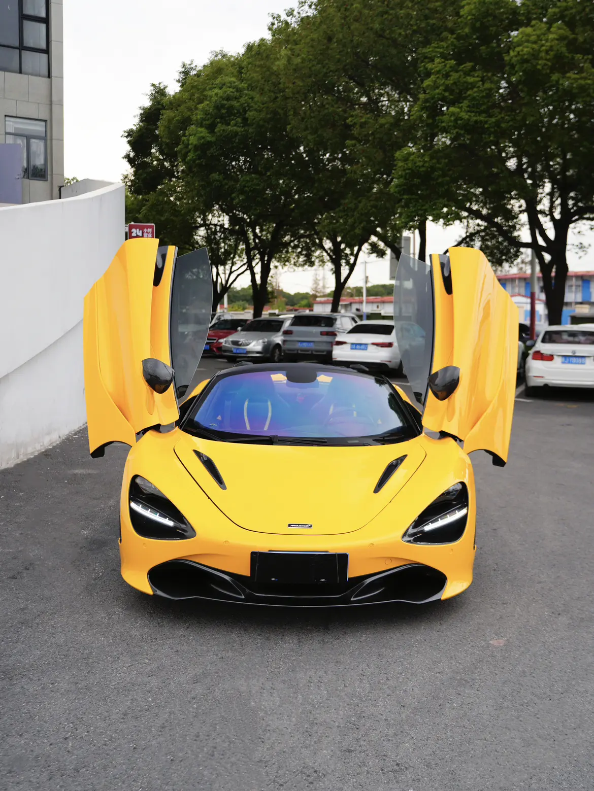 McLaren 720S  из Китая