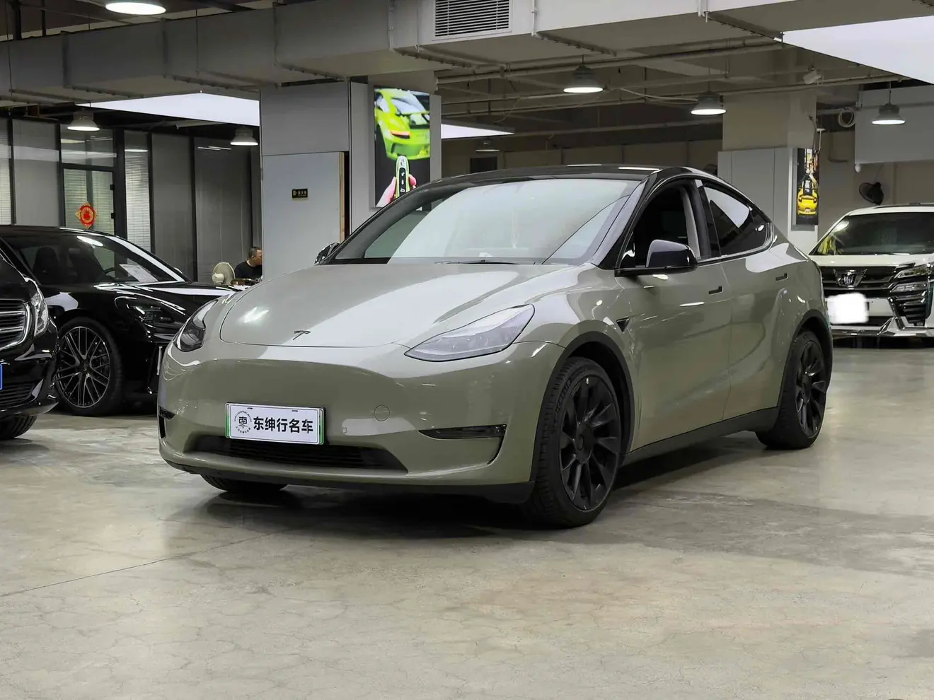 Tesla Model Y  из Китая