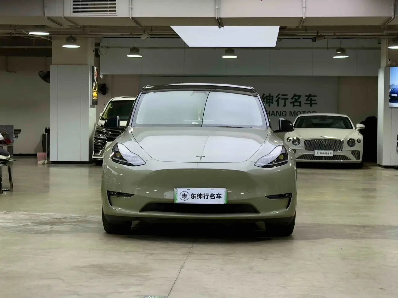 Tesla Model Y  из Китая