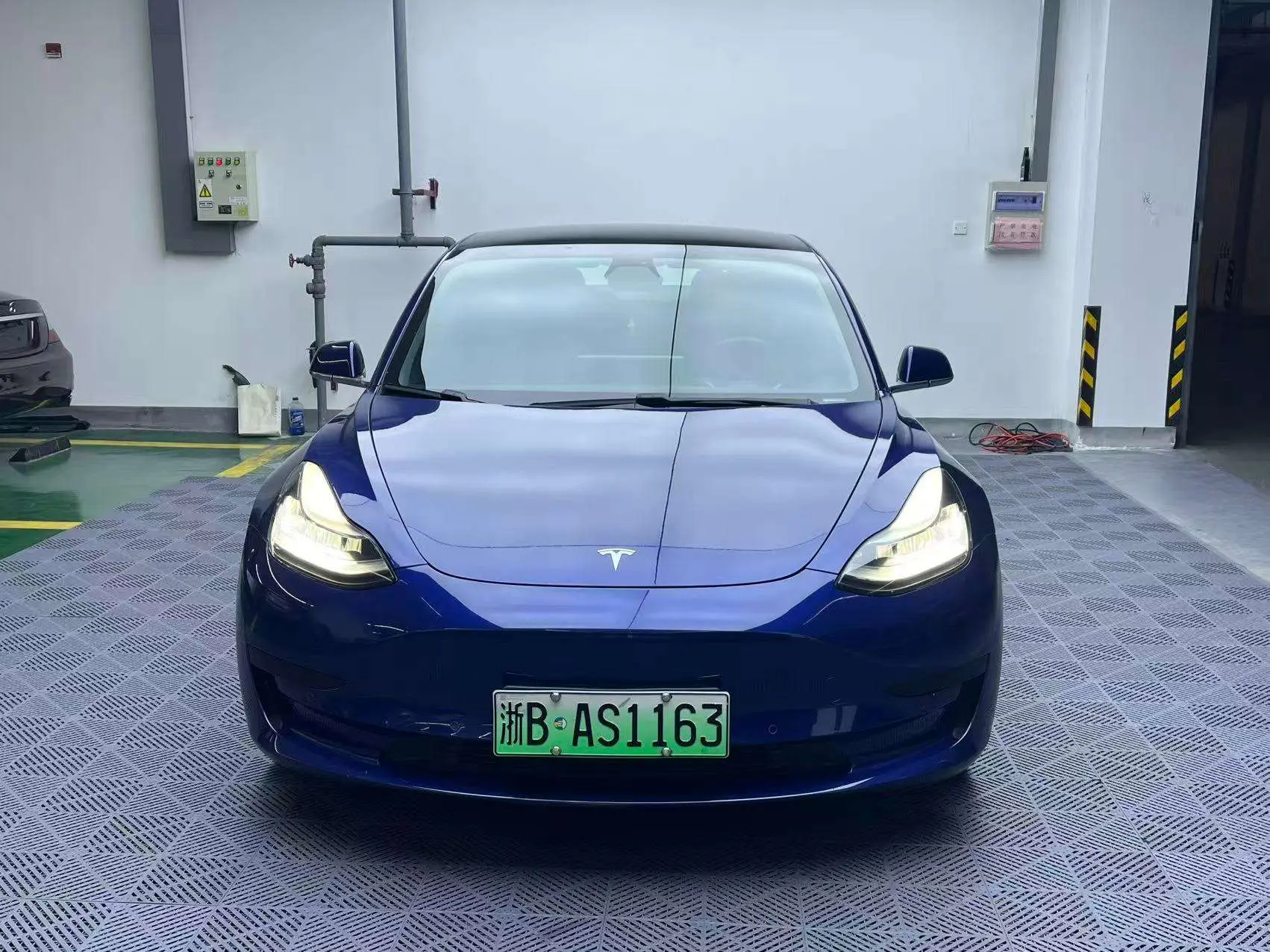 Tesla Model 3  из Китая