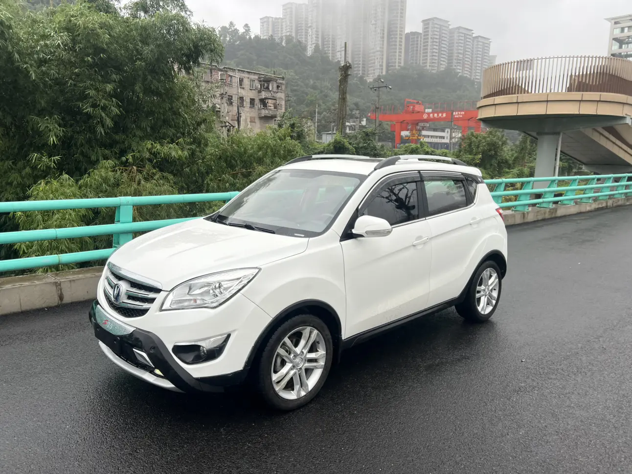 Changan CS35  из Китая