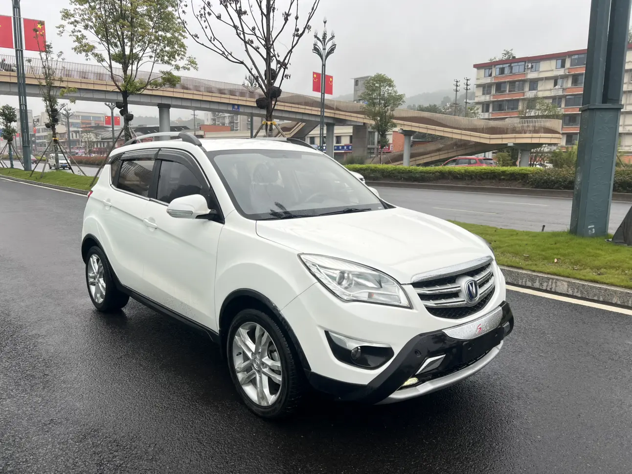 Changan CS35  из Китая