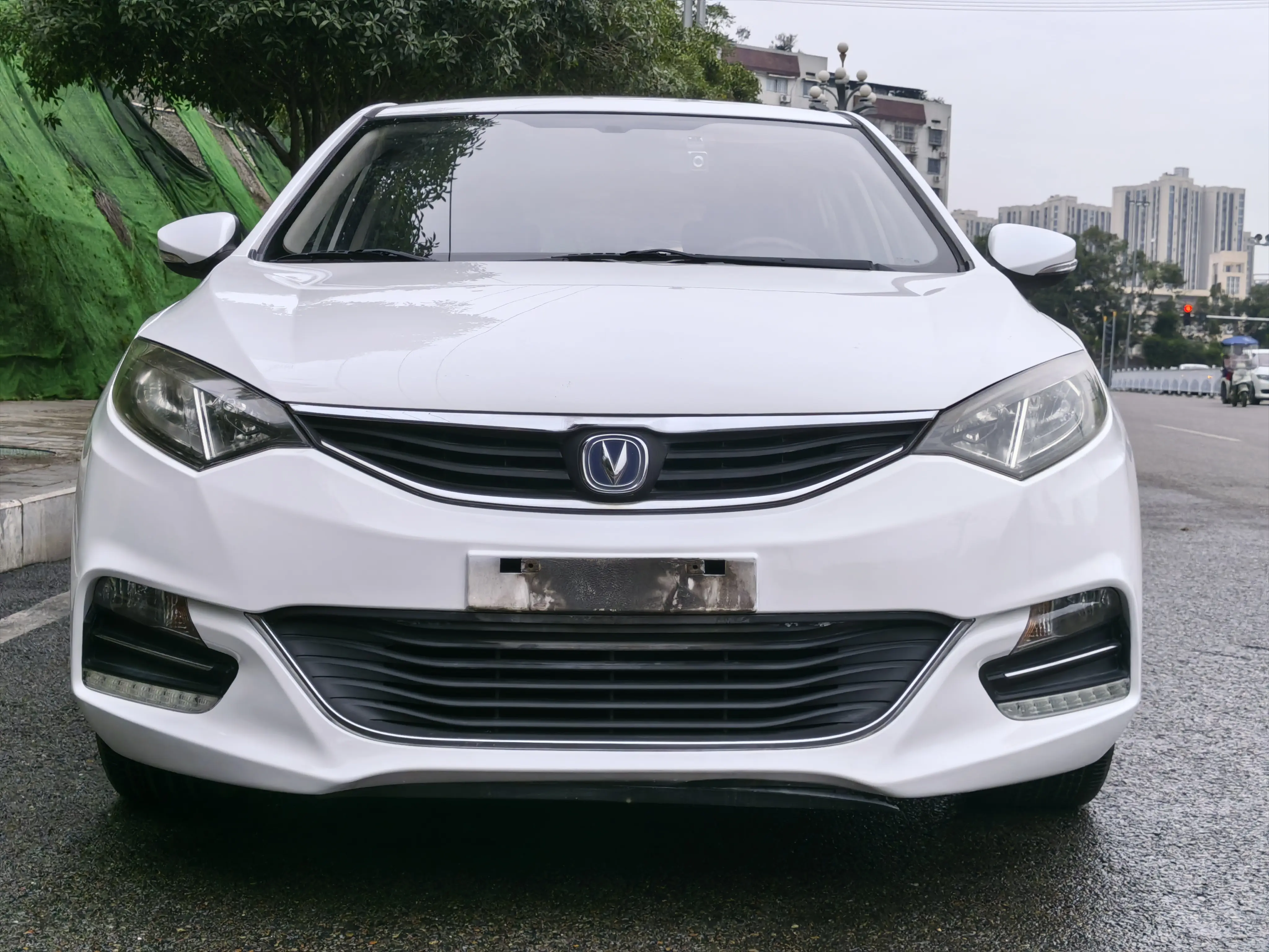 Changan Eado XT  из Китая