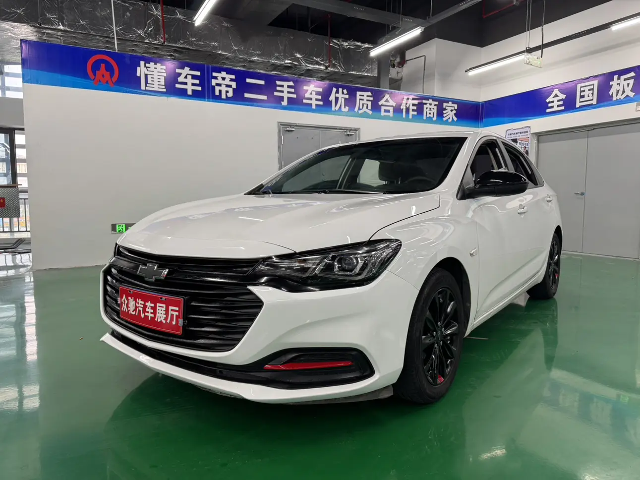 Chevrolet Monza (Cruze)  из Китая