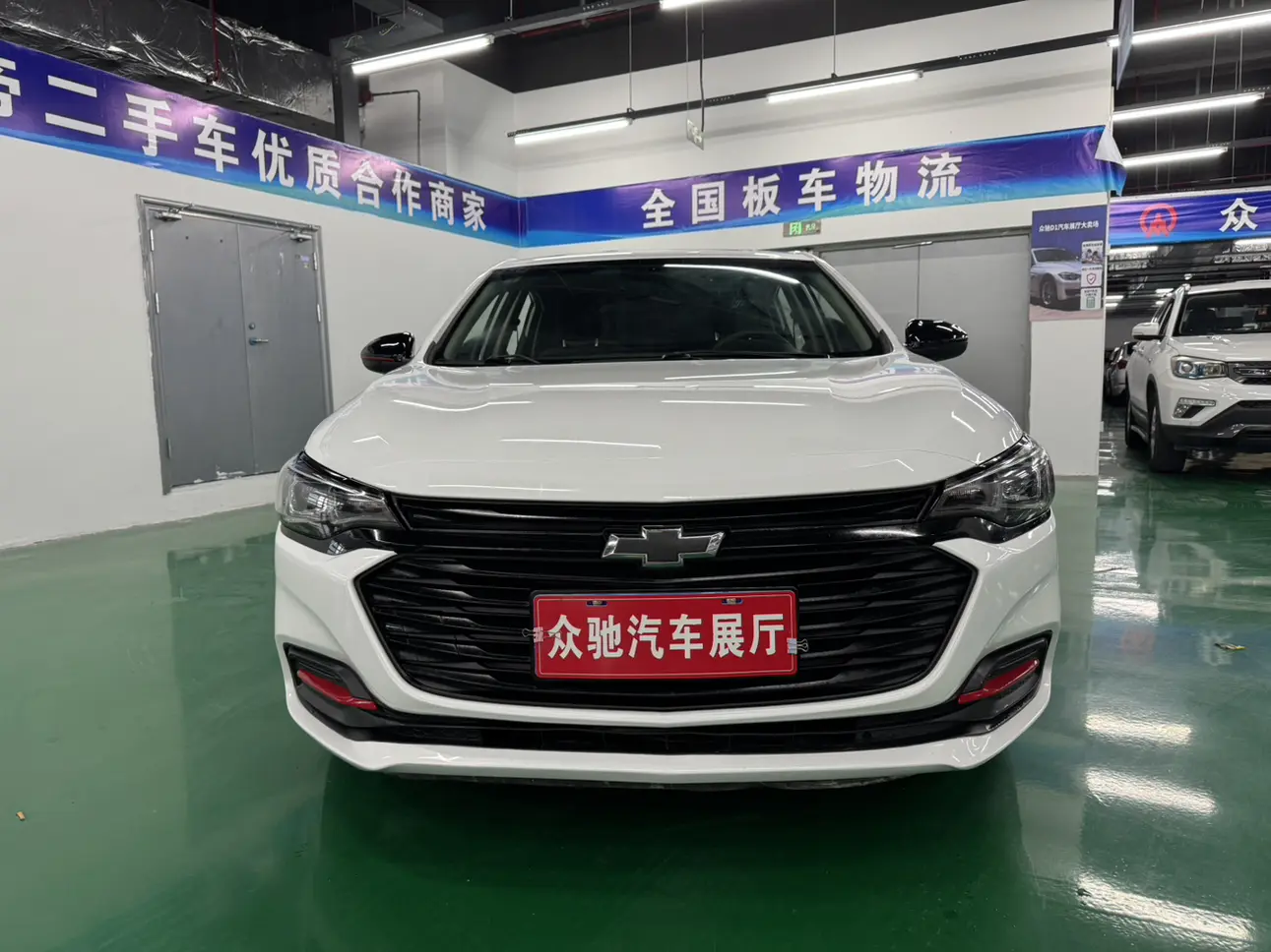 Chevrolet Monza (Cruze)  из Китая