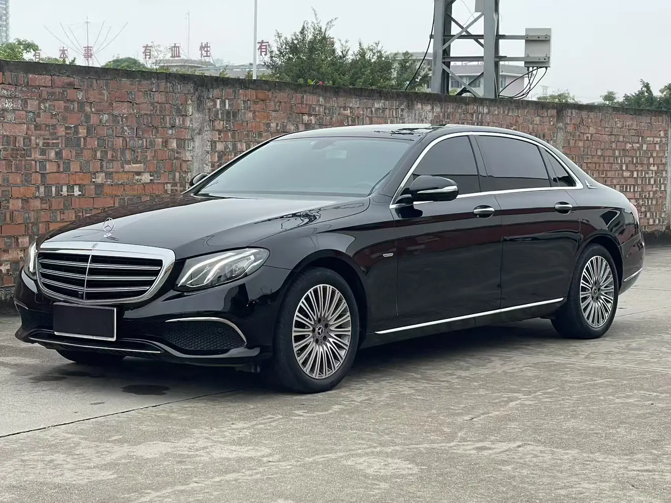 Mercedes-Benz E-Class  из Китая