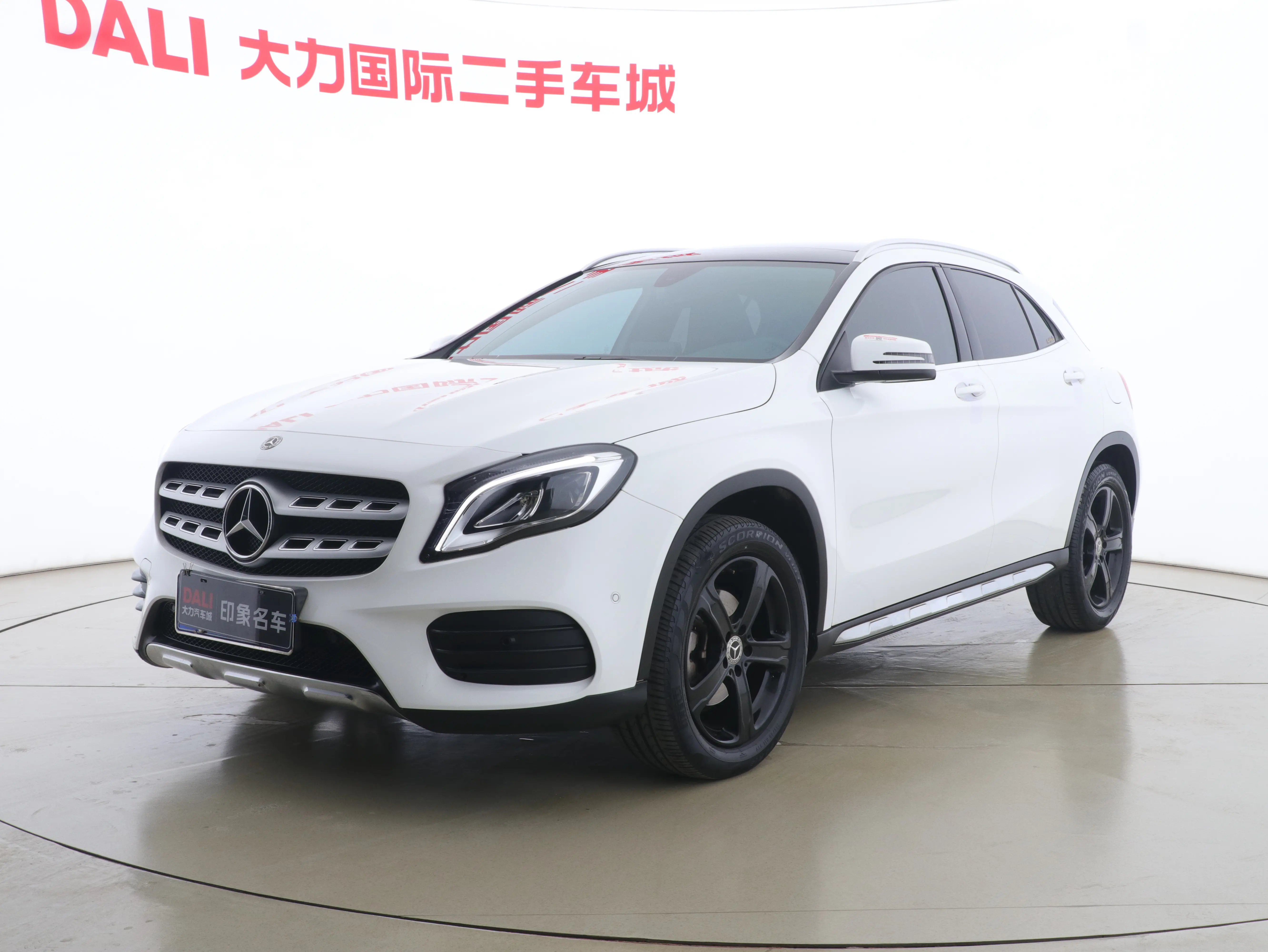 Mercedes-Benz GLA  из Китая