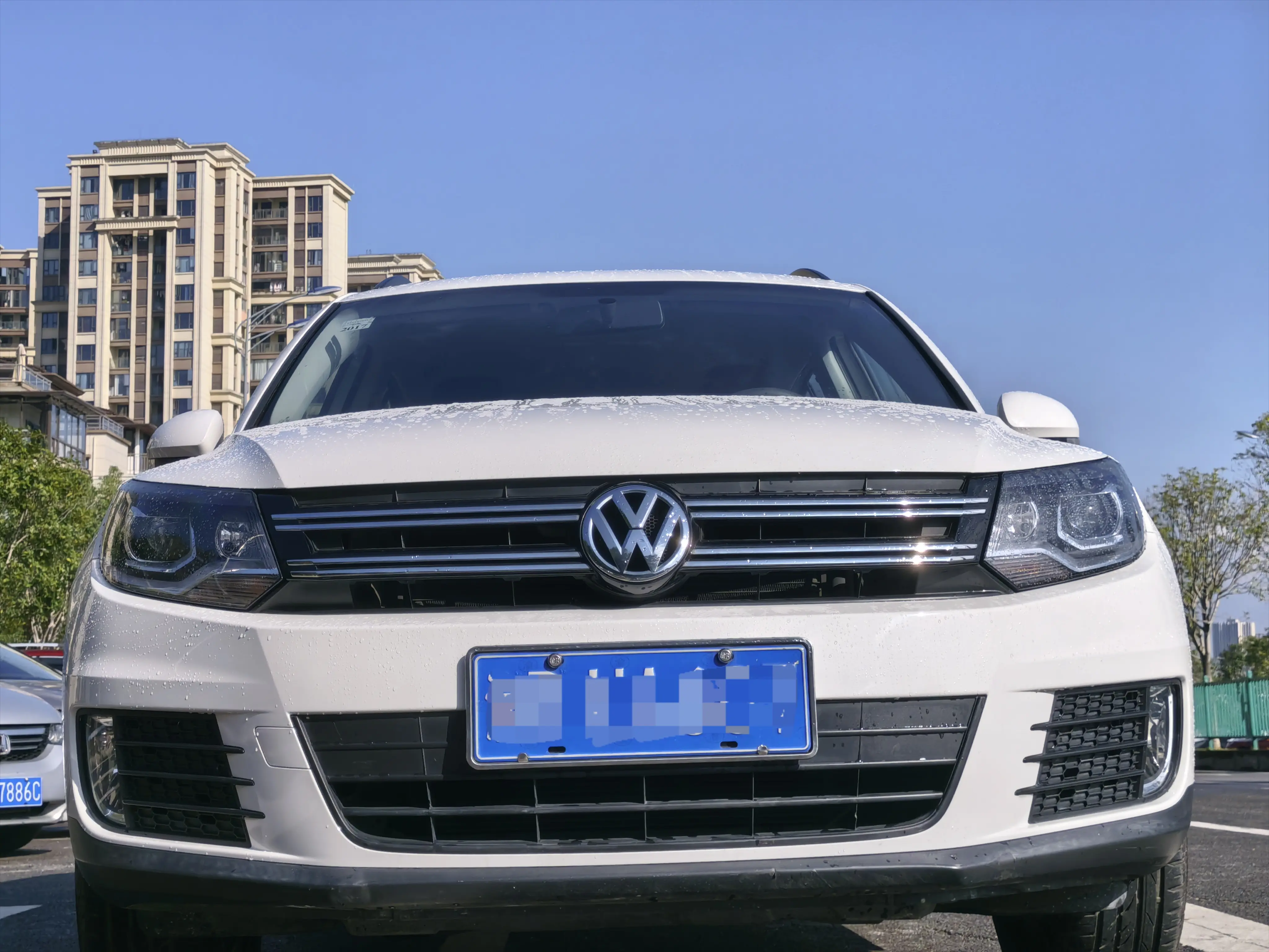 Volkswagen Tiguan  из Китая