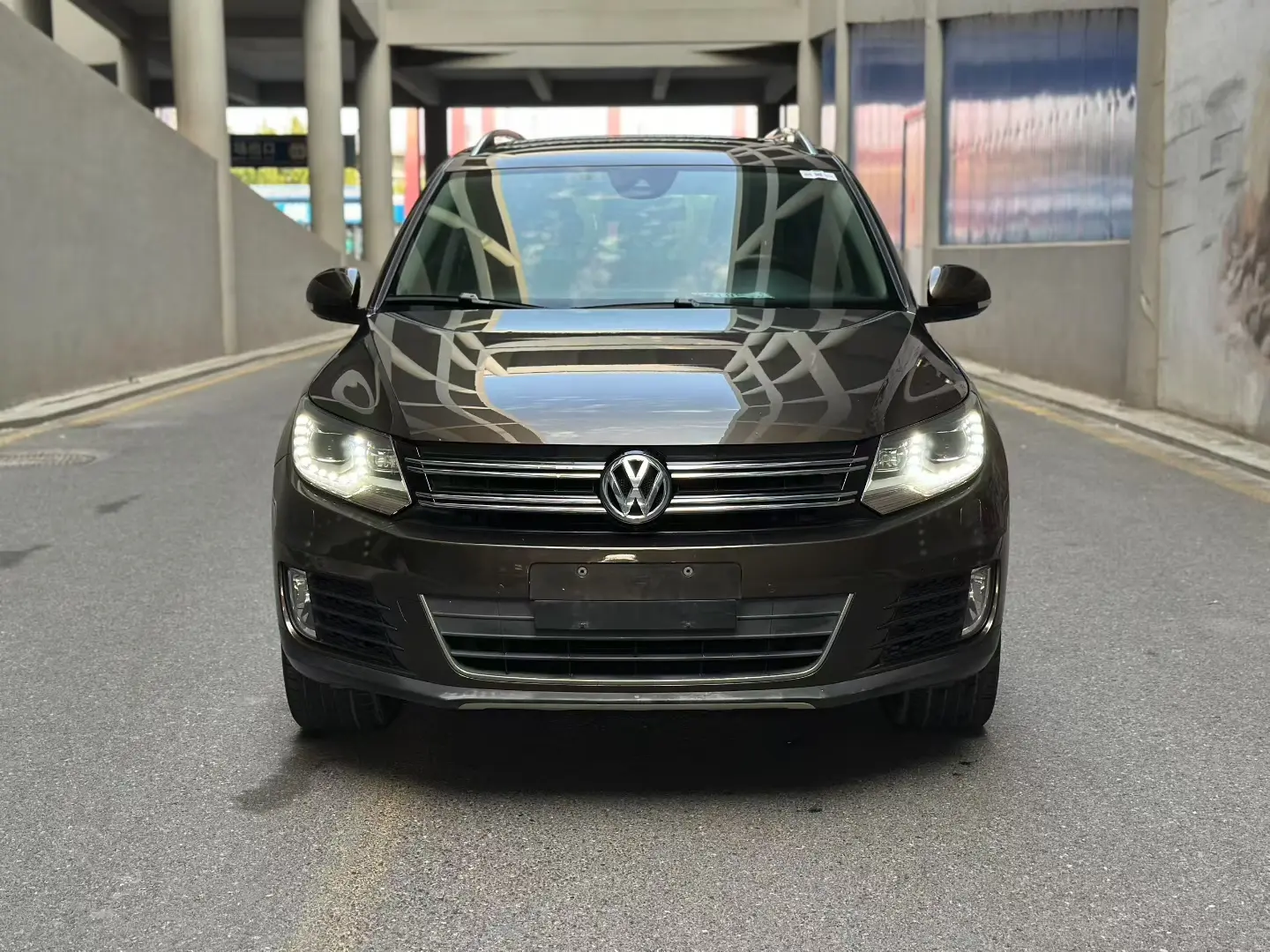 Volkswagen Tiguan  из Китая