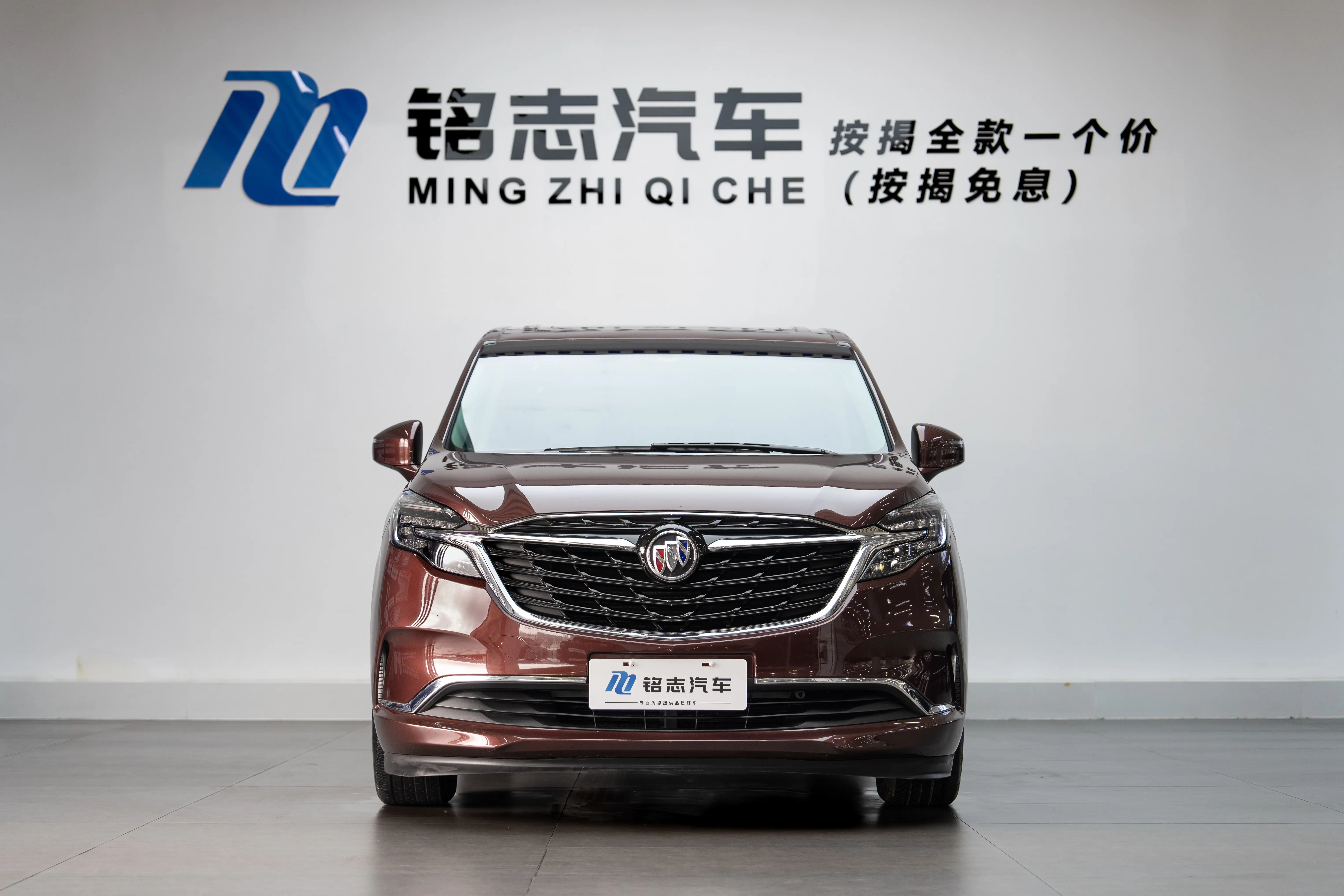 Buick GL8  из Китая