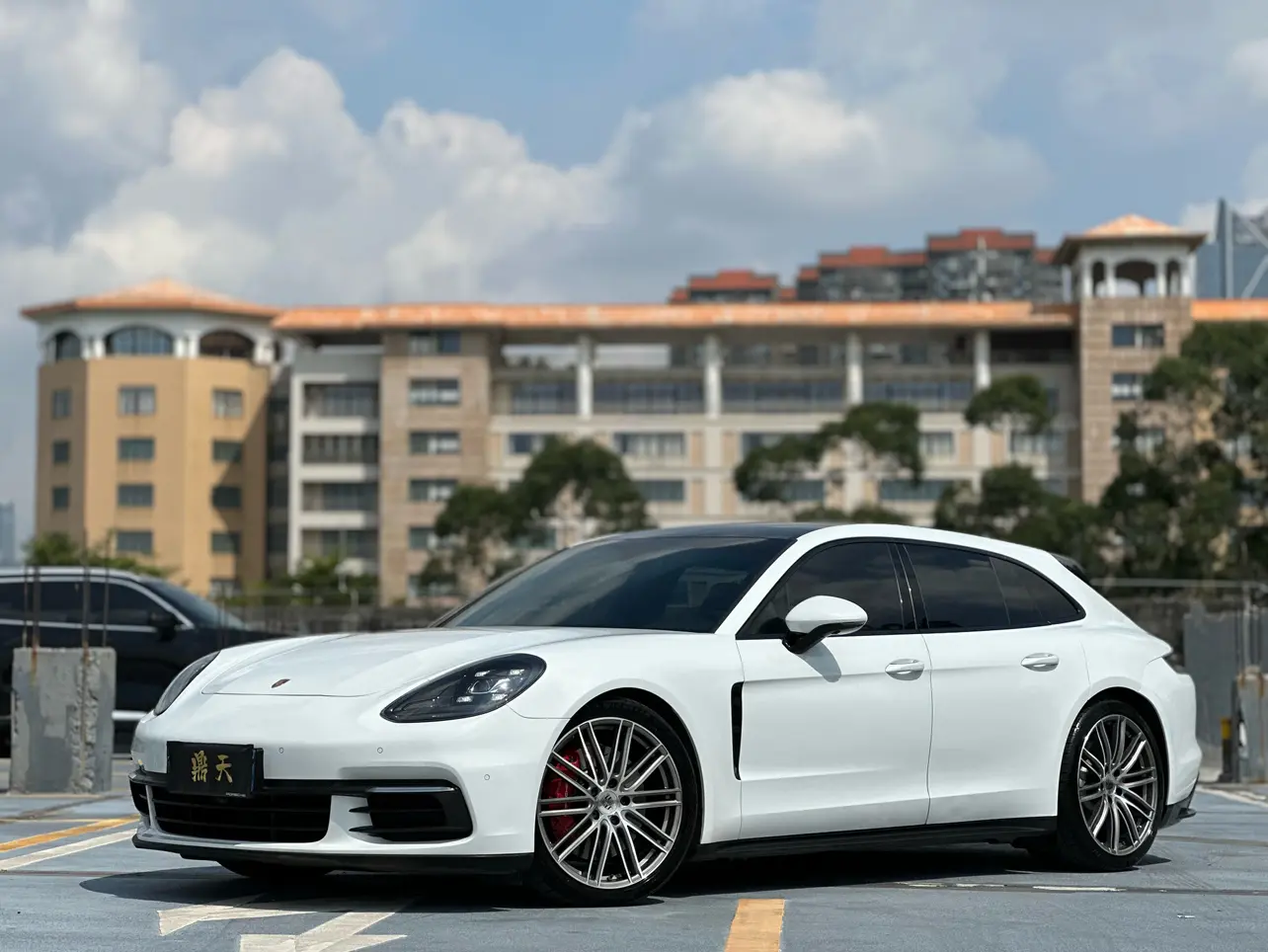 Porsche Panamera  из Китая