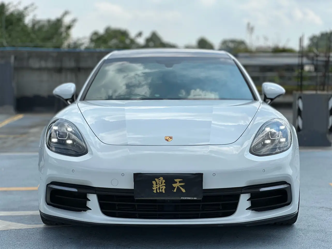 Porsche Panamera  из Китая