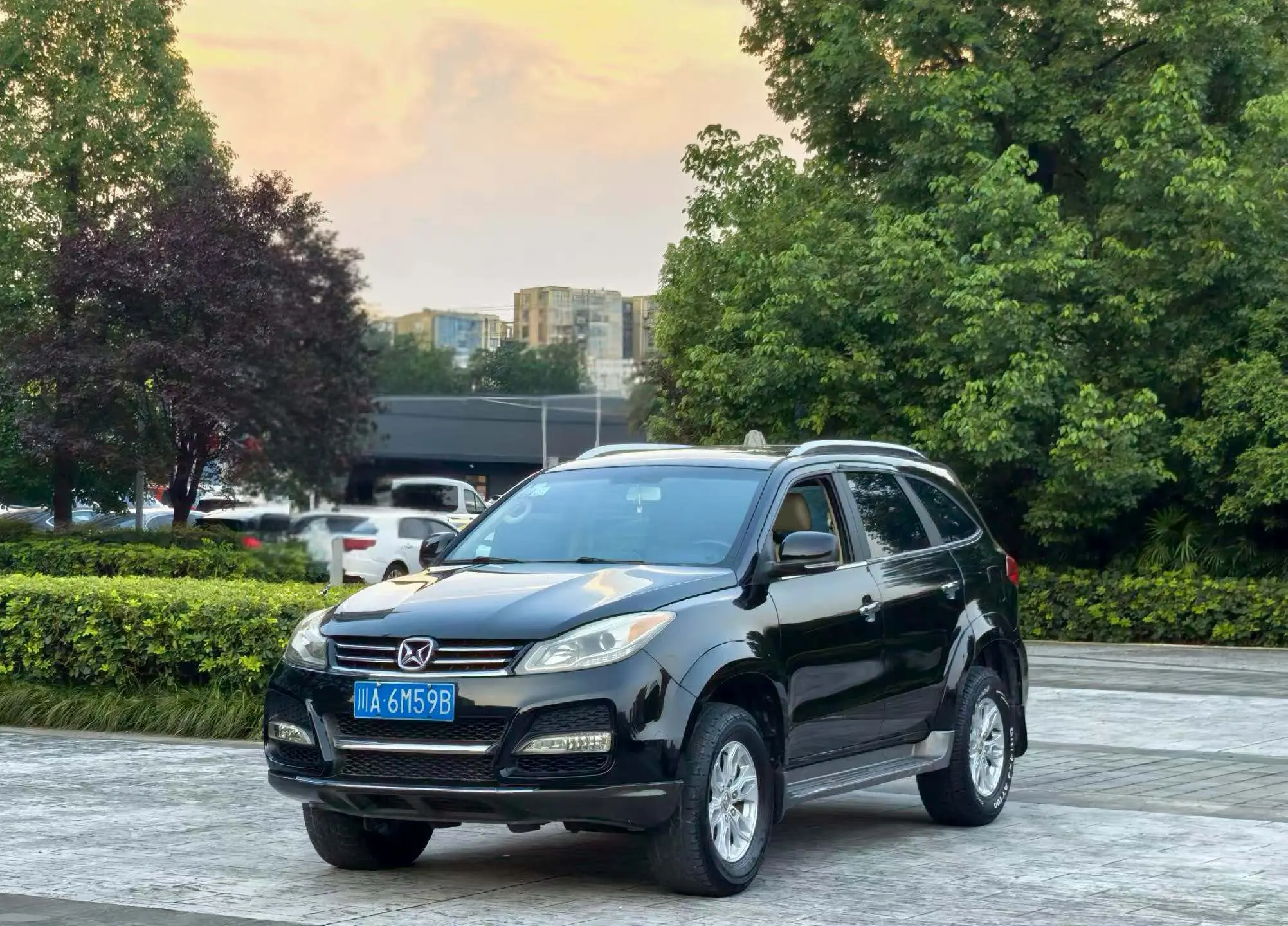 Yu Sheng Yusheng S350  из Китая