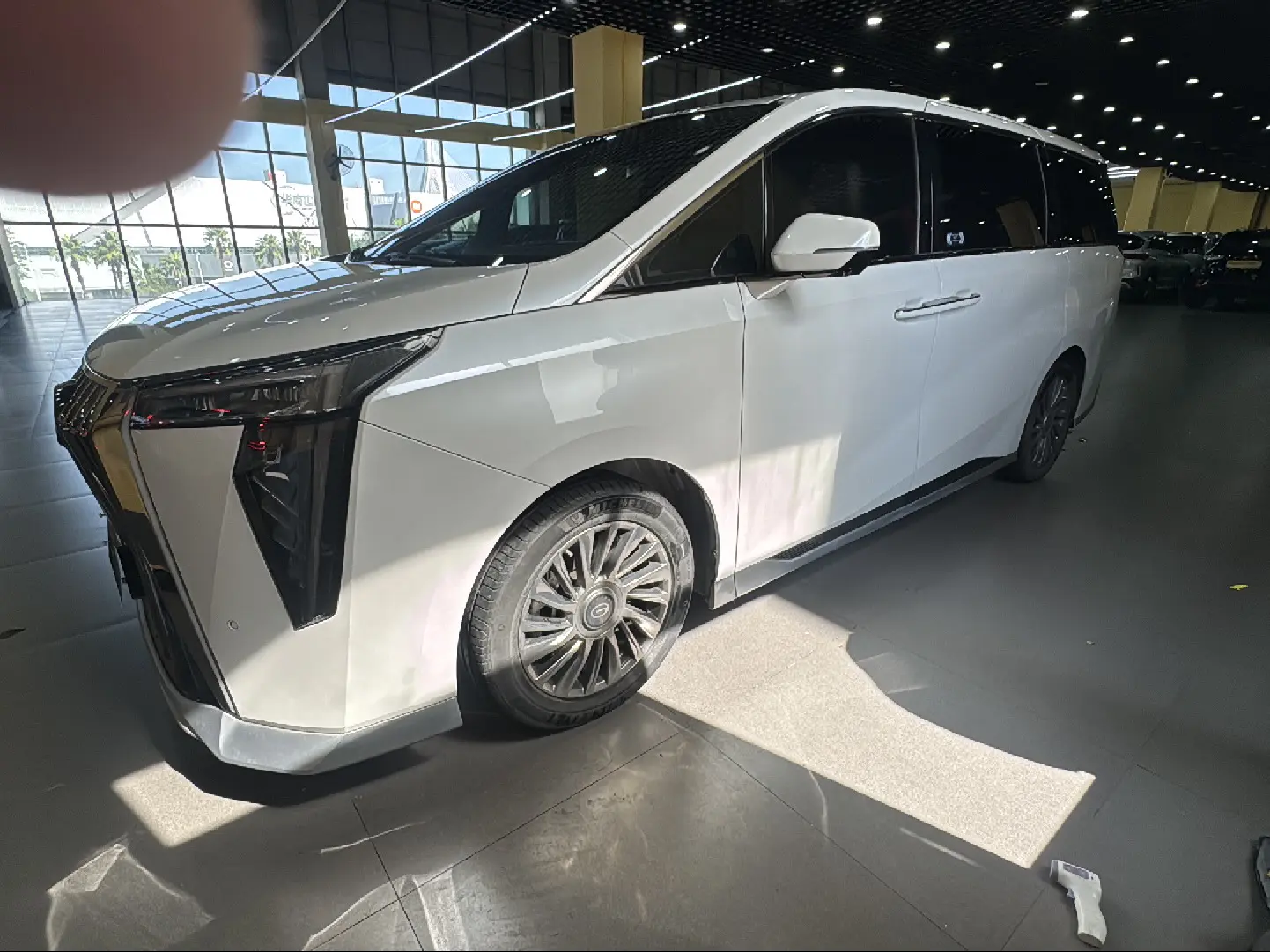 GAC Trumpchi M8  из Китая