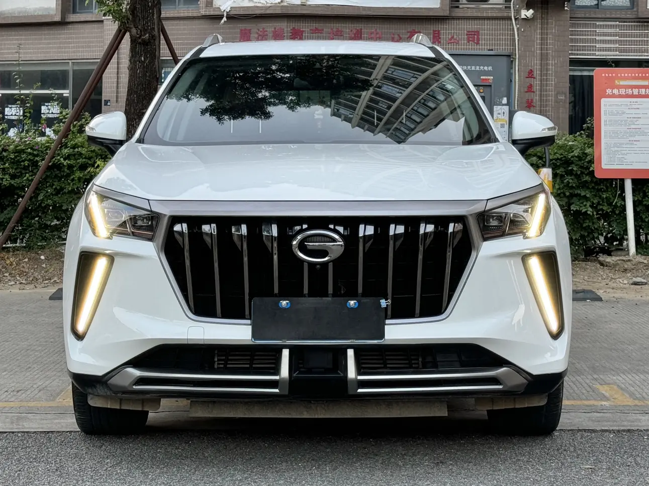 GAC Trumpchi GS4 PLUS  из Китая