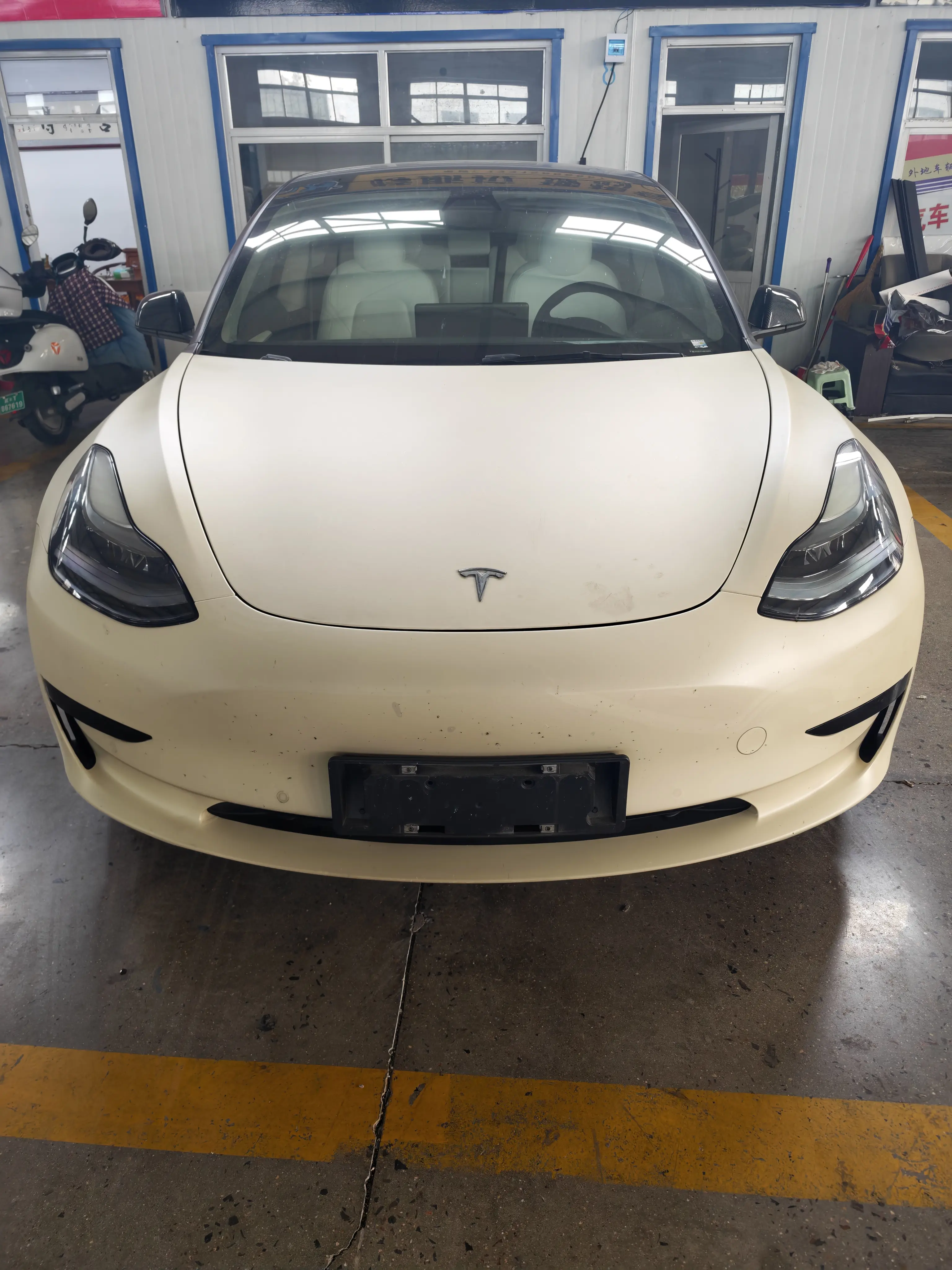 Tesla Model 3  из Китая