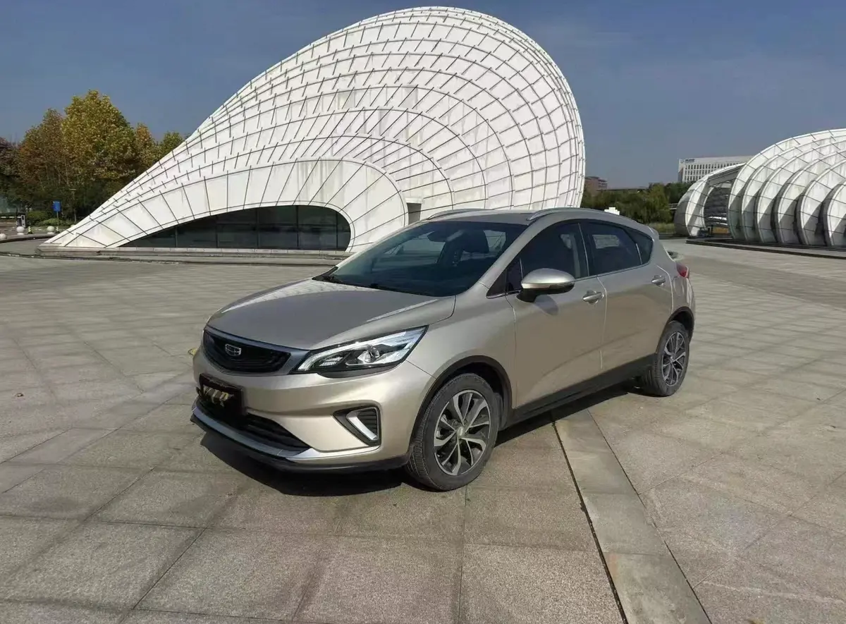 Geely Emgrand GS  из Китая