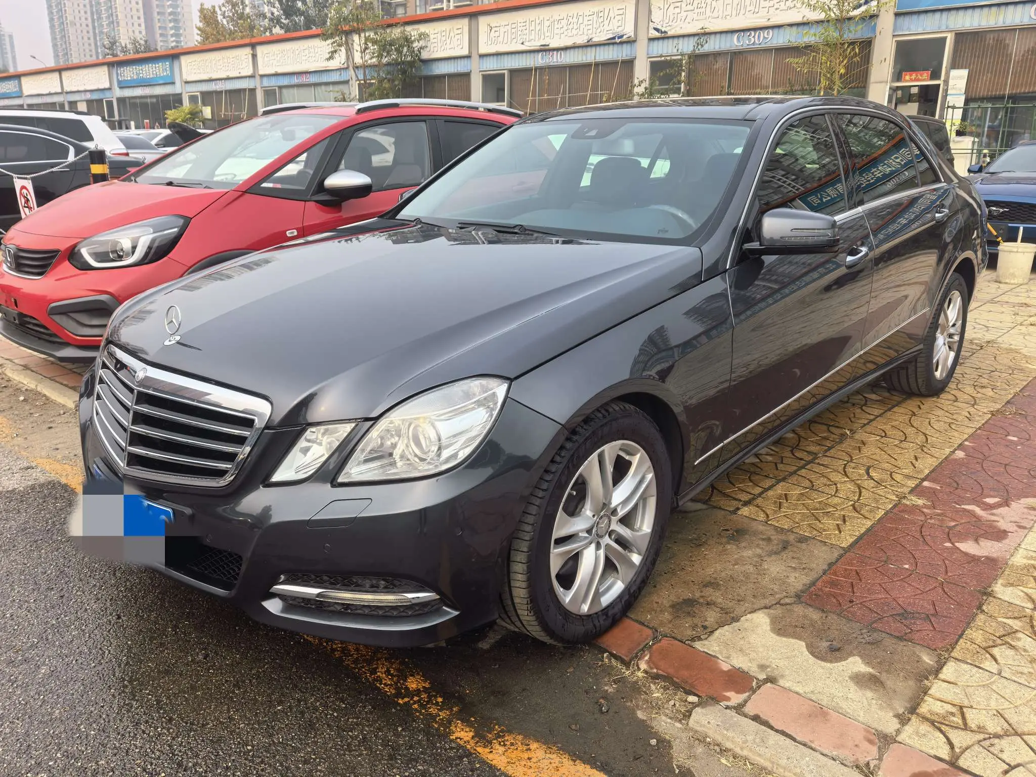 Mercedes-Benz E-Class  из Китая