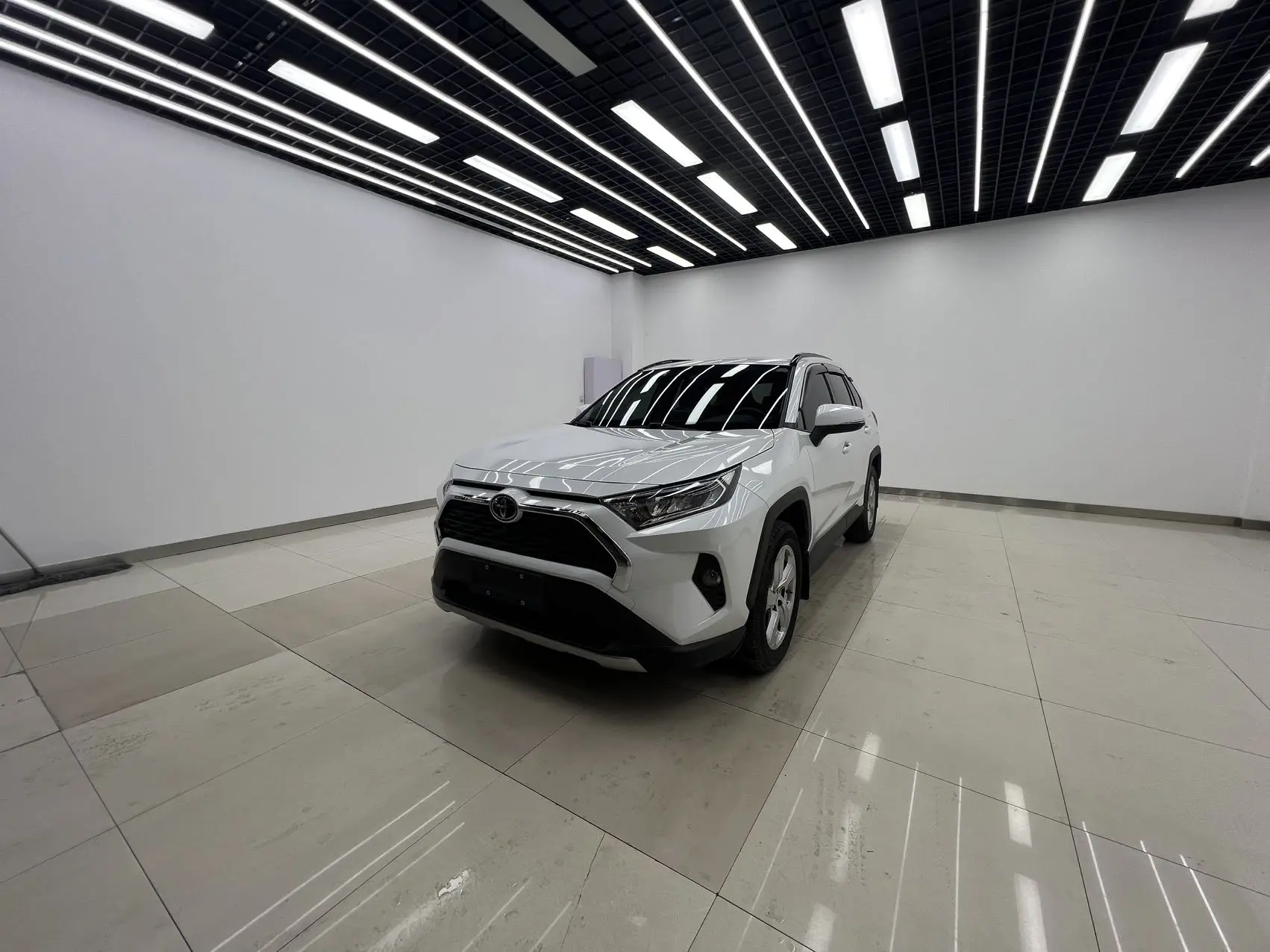 Toyota RAV4  из Китая