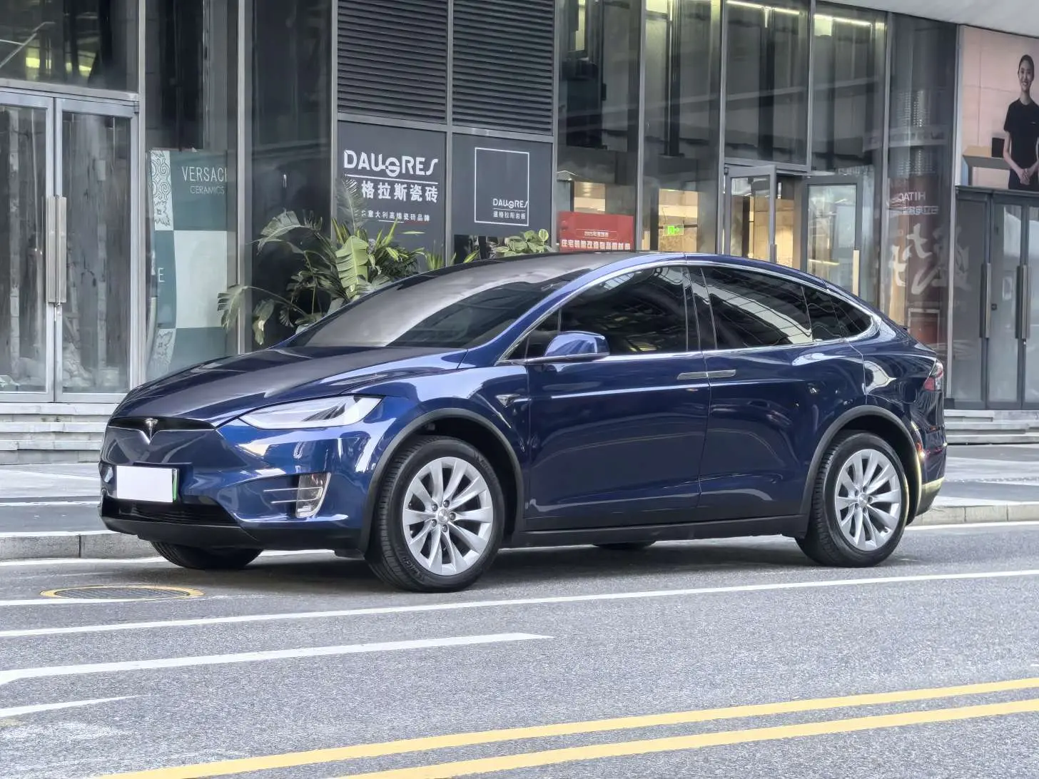 Tesla Model X  из Китая